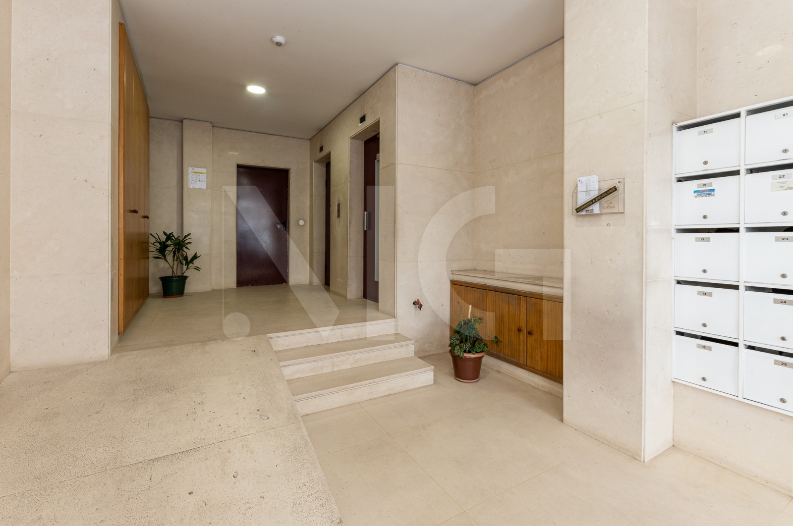 Apartment T2 for For sale in Rio Tinto, Gondomar, Porto - Áreas comuns (Imagem 1)