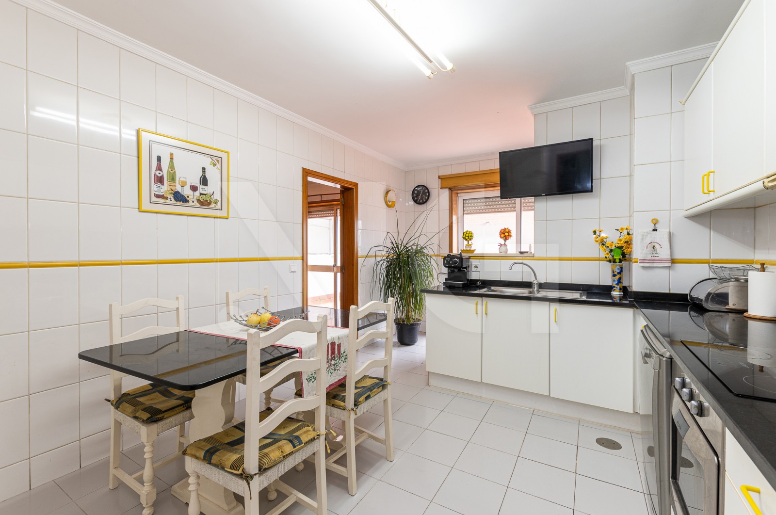 Apartment T2 for For sale in Rio Tinto, Gondomar, Porto - Cozinha (Imagem 2)