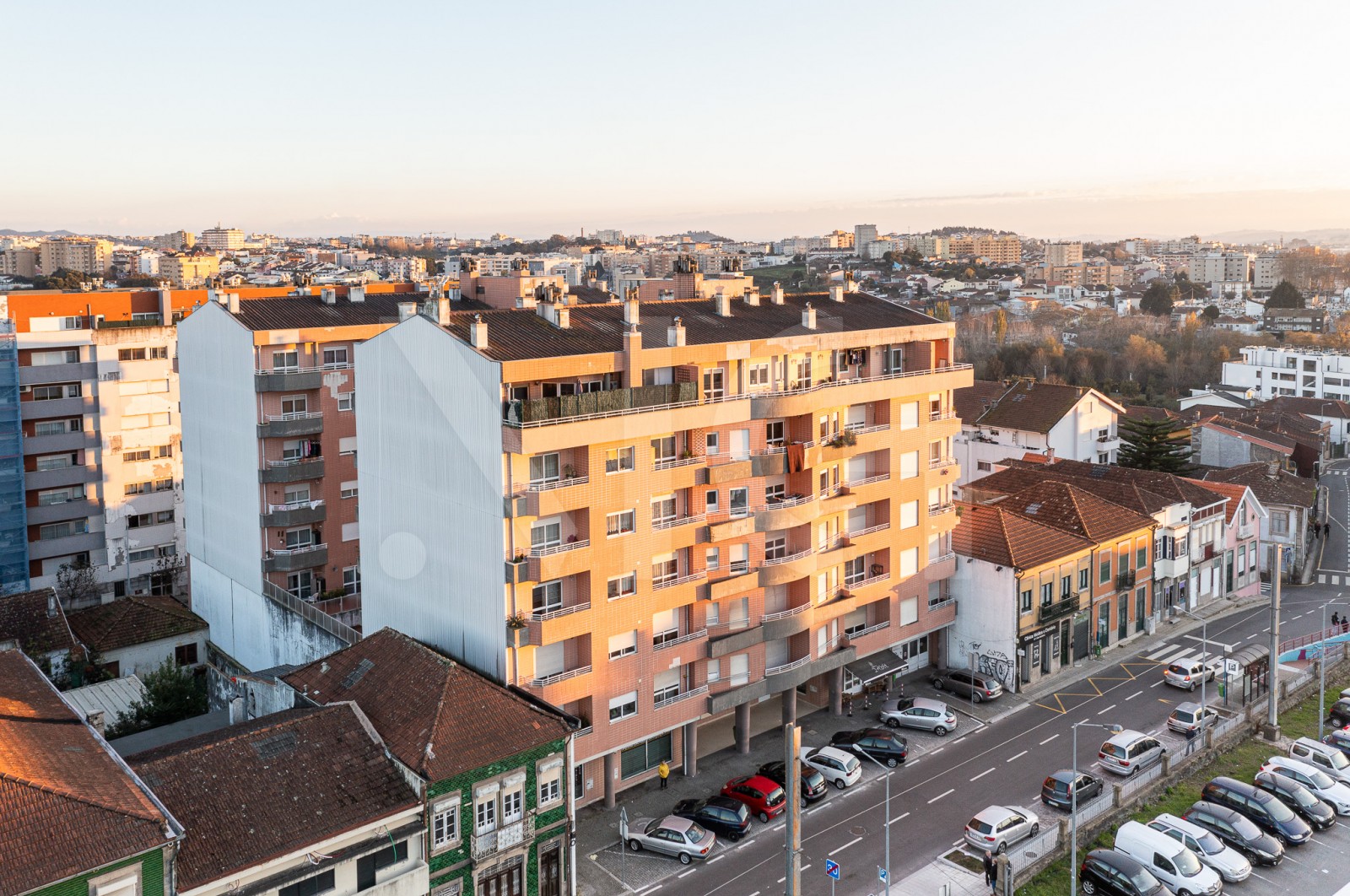 Apartment T2 for For sale in Rio Tinto, Gondomar, Porto - Fachada (Imagem 3)