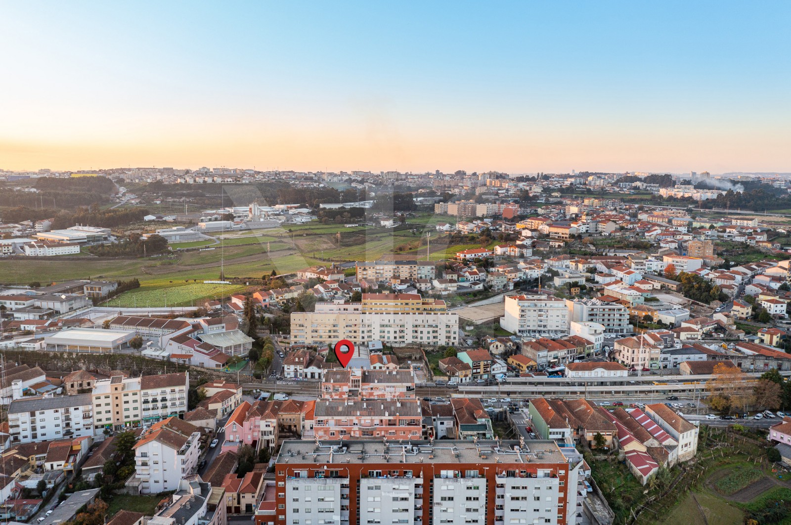 Apartment T2 for For sale in Rio Tinto, Gondomar, Porto - Área envolvente (Imagem 3)