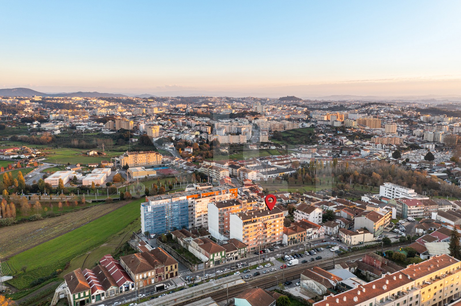 Apartment T2 for For sale in Rio Tinto, Gondomar, Porto - Área envolvente (Imagem 4)
