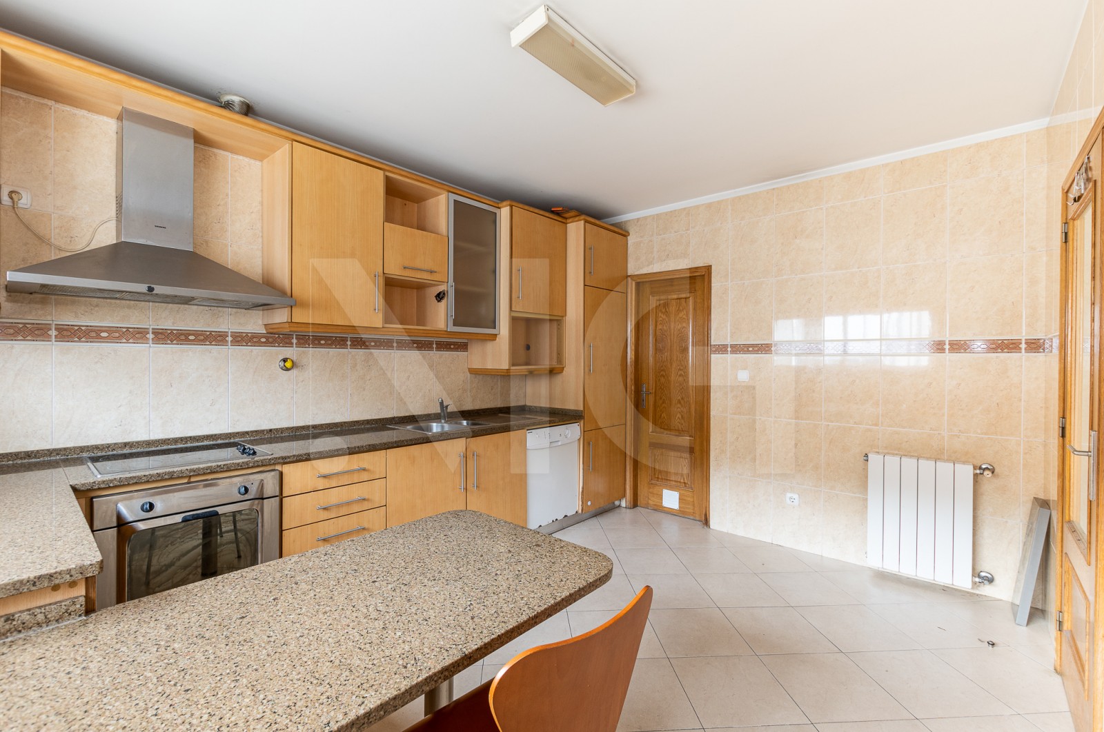 Moradia T3 para Venda em Caldas de Vizela (São Miguel e São João), Vizela, Braga - Cozinha (Imagem 3)