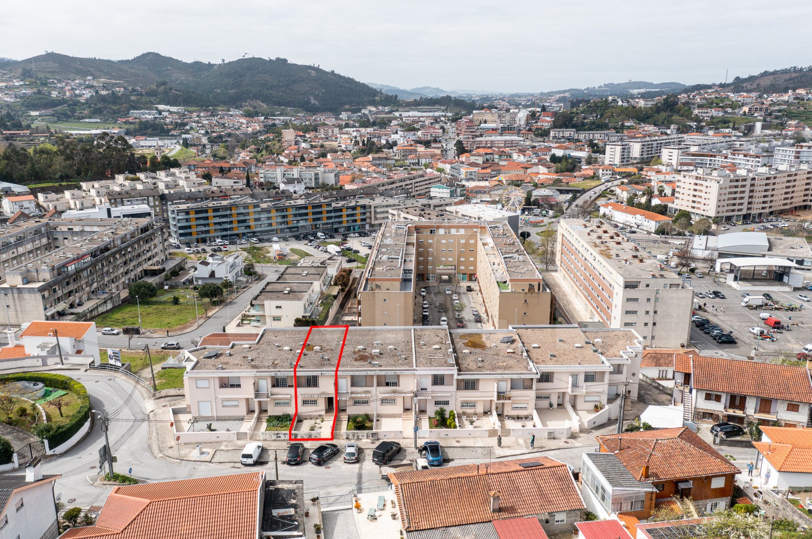 Moradia T3 para Venda em Caldas de Vizela (São Miguel e São João), Vizela, Braga - Área envolvente (Imagem 1)