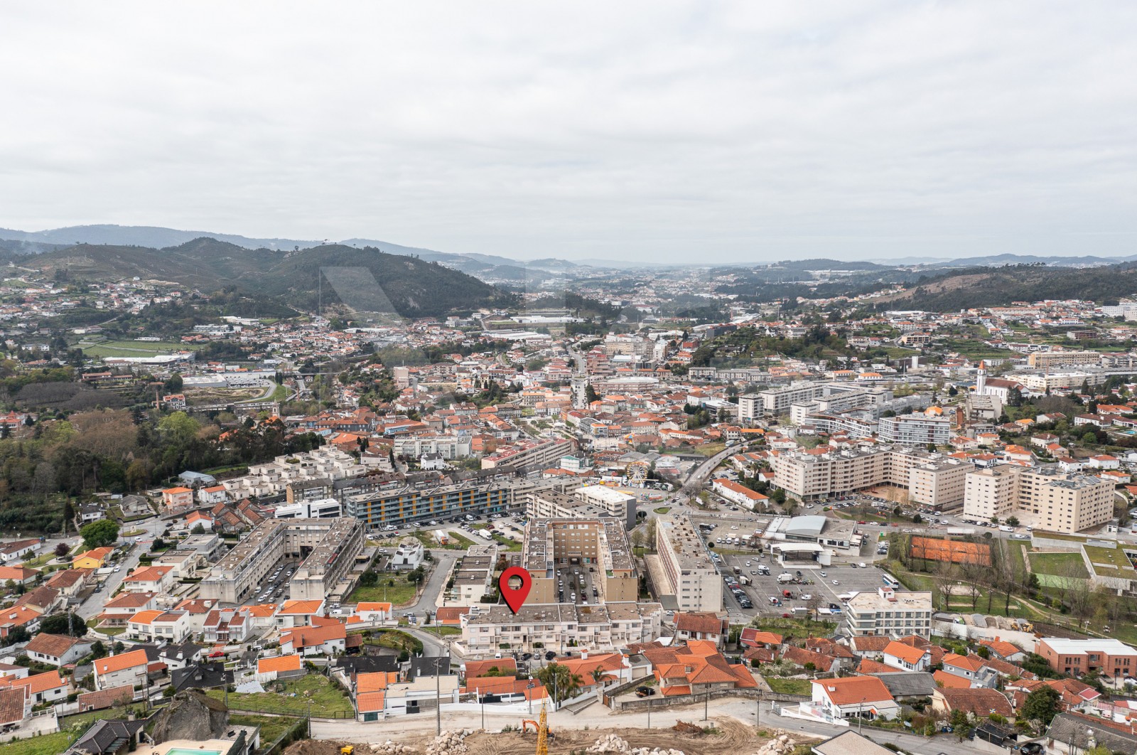 Moradia T3 para Venda em Caldas de Vizela (São Miguel e São João), Vizela, Braga - Área envolvente (Imagem 10)