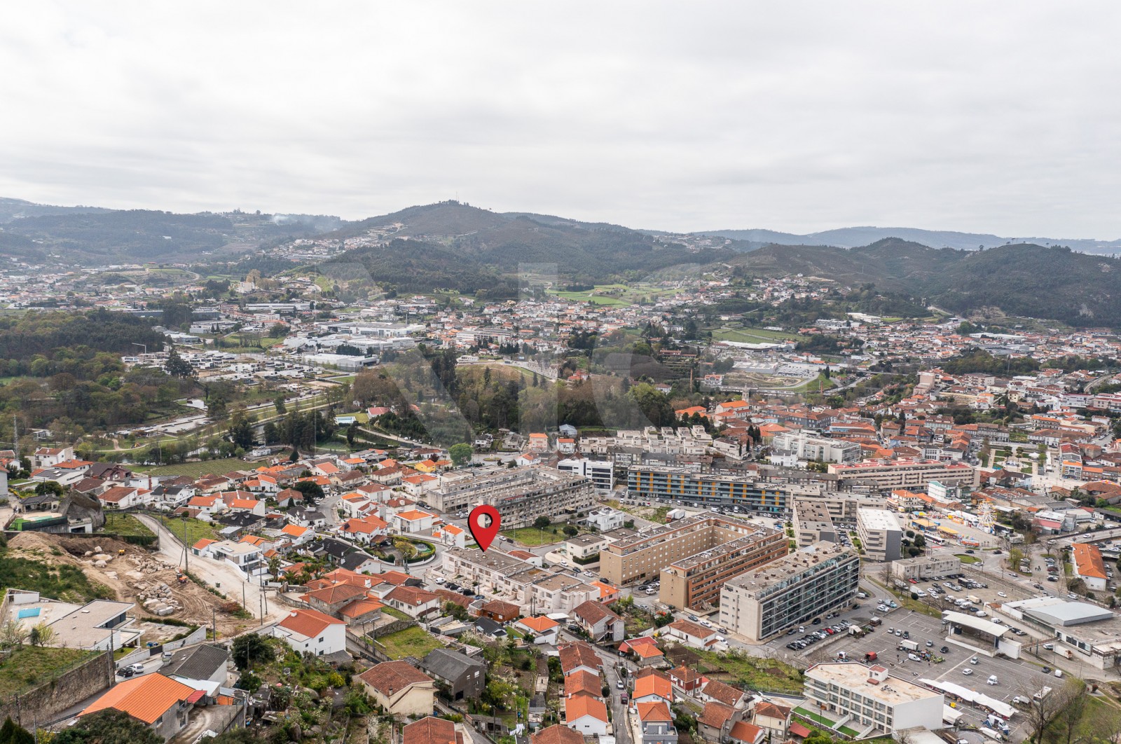Moradia T3 para Venda em Caldas de Vizela (São Miguel e São João), Vizela, Braga - Área envolvente (Imagem 11)