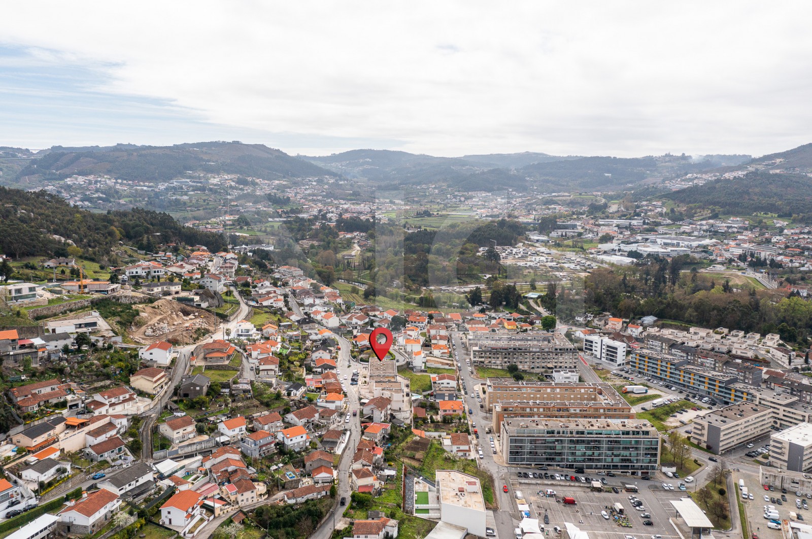 Moradia T3 para Venda em Caldas de Vizela (São Miguel e São João), Vizela, Braga - Área envolvente (Imagem 12)