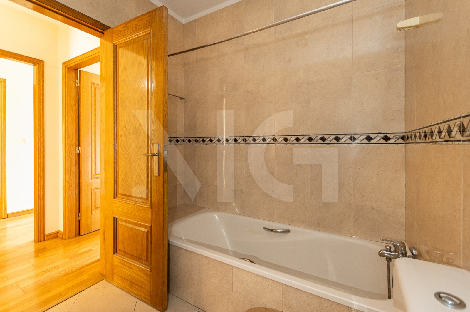 Moradia T3 para Venda em Caldas de Vizela (São Miguel e São João), Vizela, Braga - Casa de banho (Imagem 5)