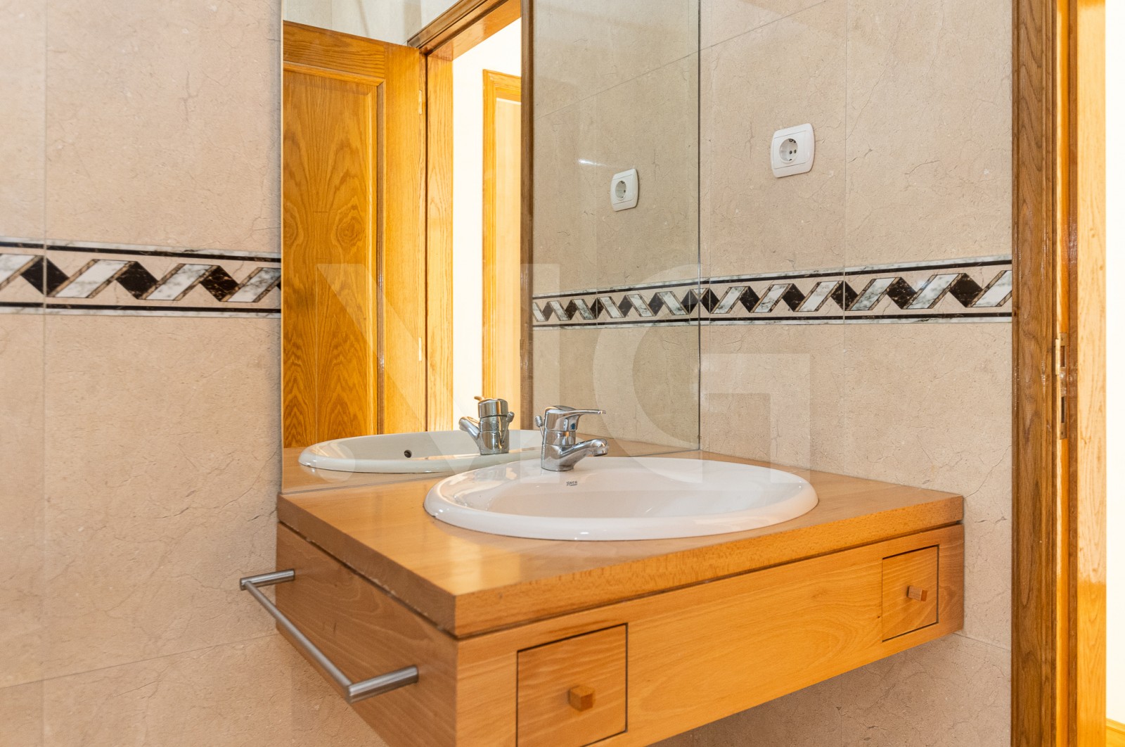 Moradia T3 para Venda em Caldas de Vizela (São Miguel e São João), Vizela, Braga - Casa de banho (Imagem 6)