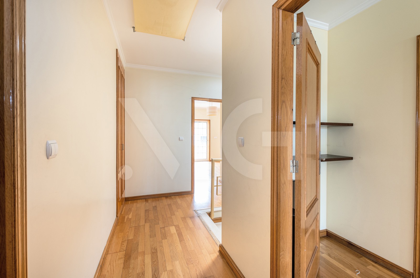 Moradia T3 para Venda em Caldas de Vizela (São Miguel e São João), Vizela, Braga - Corredor (Imagem 3)