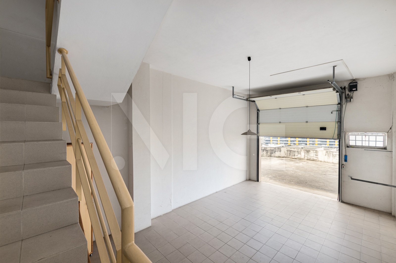 Moradia T3 para Venda em Caldas de Vizela (São Miguel e São João), Vizela, Braga - Parqueamento/Garagem (Imagem 1)