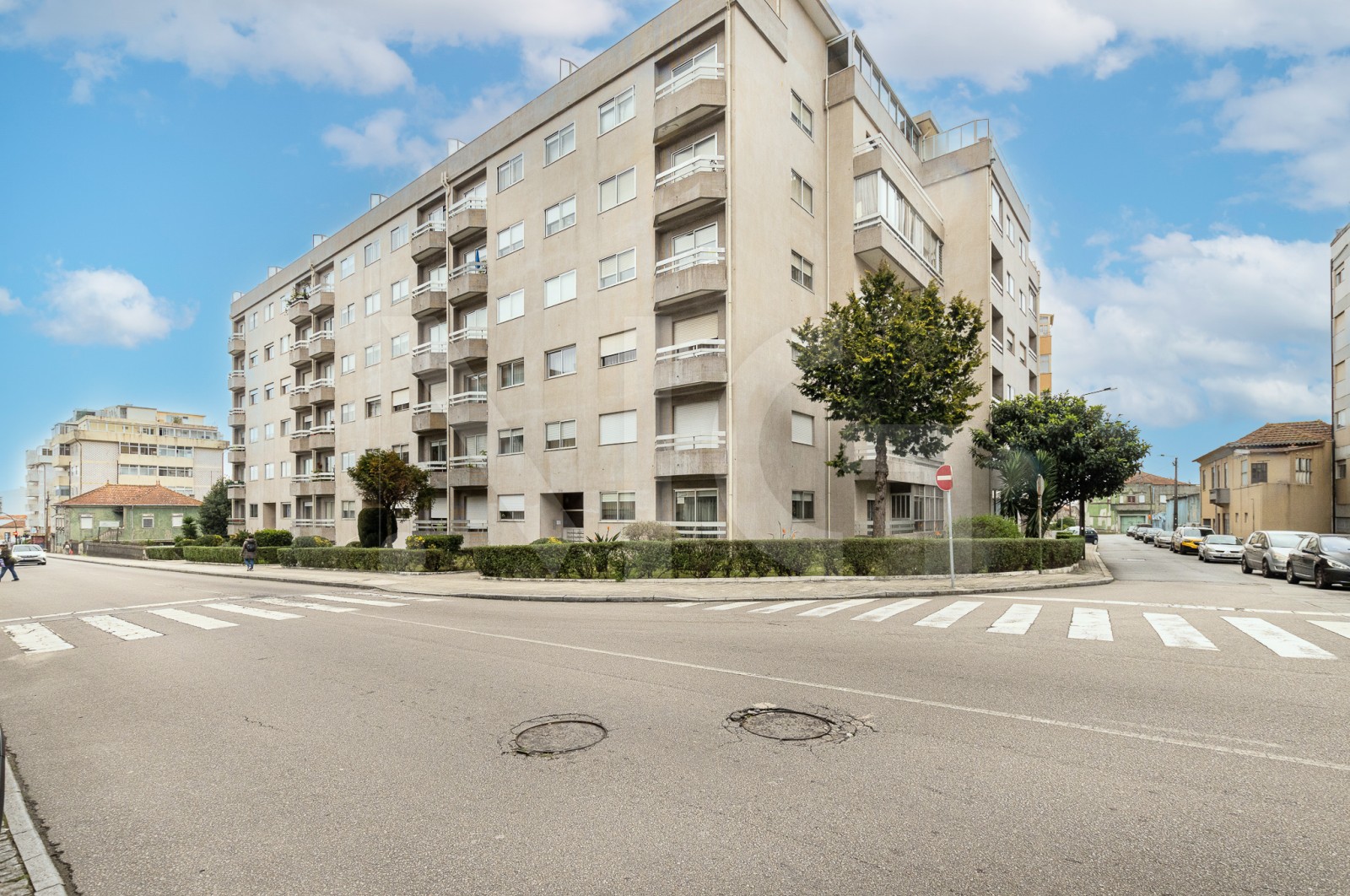 Apartment T2 for For sale in Custóias, Leça do Balio e Guifões, Matosinhos, Porto - Fachada (Imagem 1)