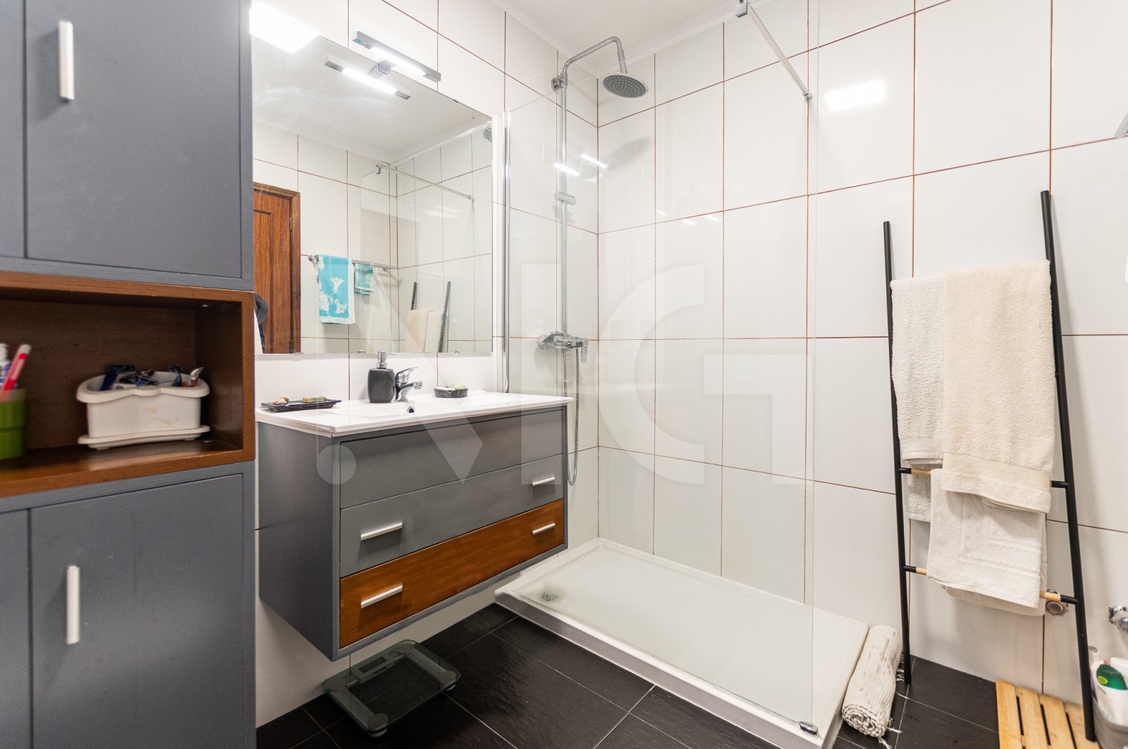 Apartment T2 for For sale in Custóias, Leça do Balio e Guifões, Matosinhos, Porto - Casa de banho (Imagem 2)