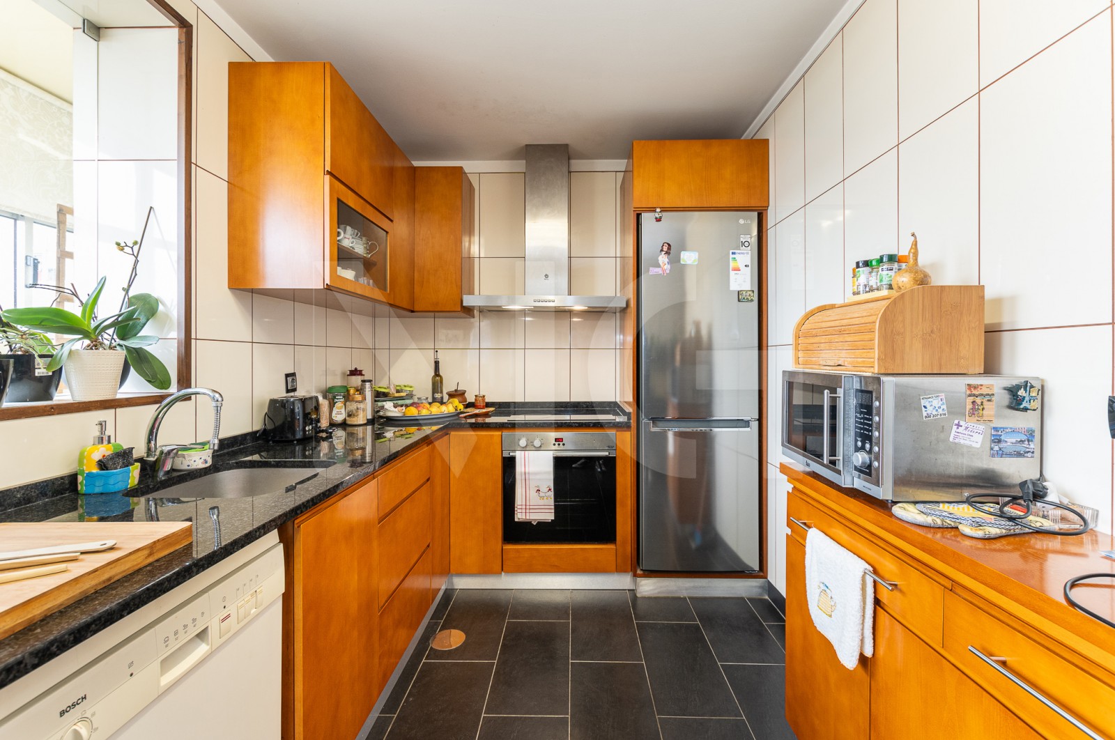 Apartment T2 for For sale in Custóias, Leça do Balio e Guifões, Matosinhos, Porto - Cozinha (Imagem 3)