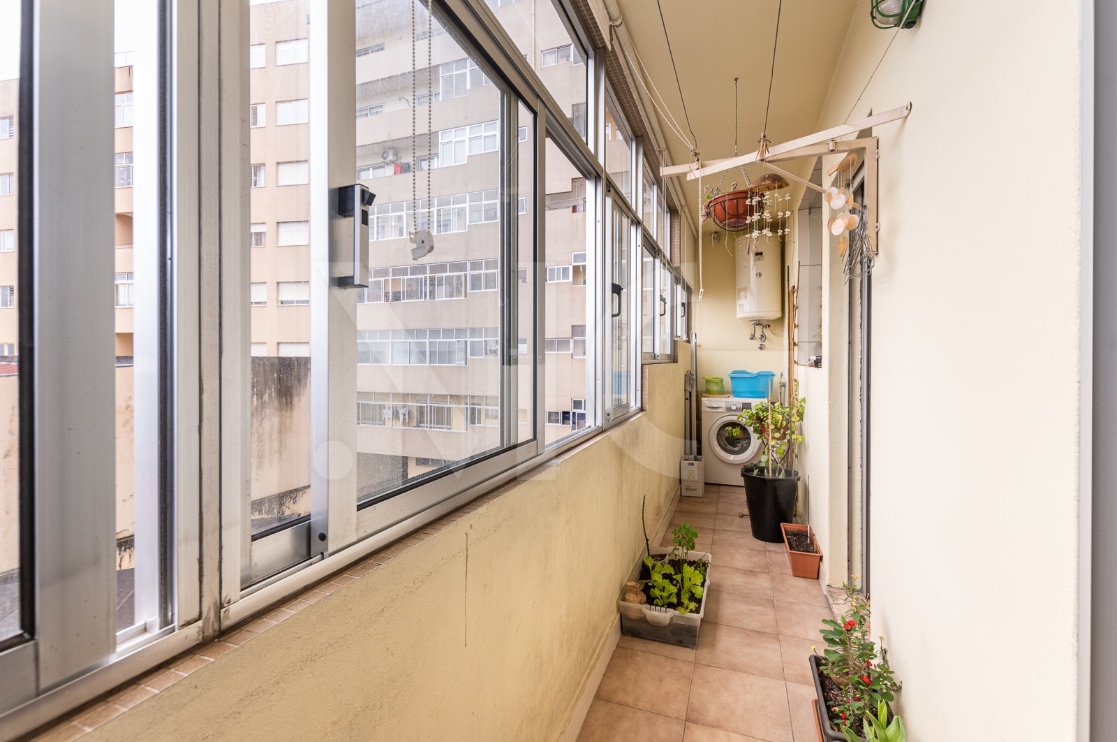 Apartment T2 for For sale in Custóias, Leça do Balio e Guifões, Matosinhos, Porto - Varanda (Imagem 2)