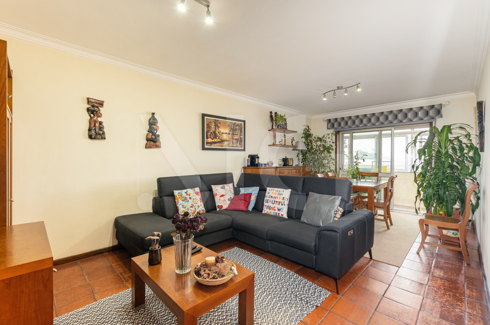 Apartment T2 for For sale in Custóias, Leça do Balio e Guifões, Matosinhos, Porto - Sala (Imagem 1)