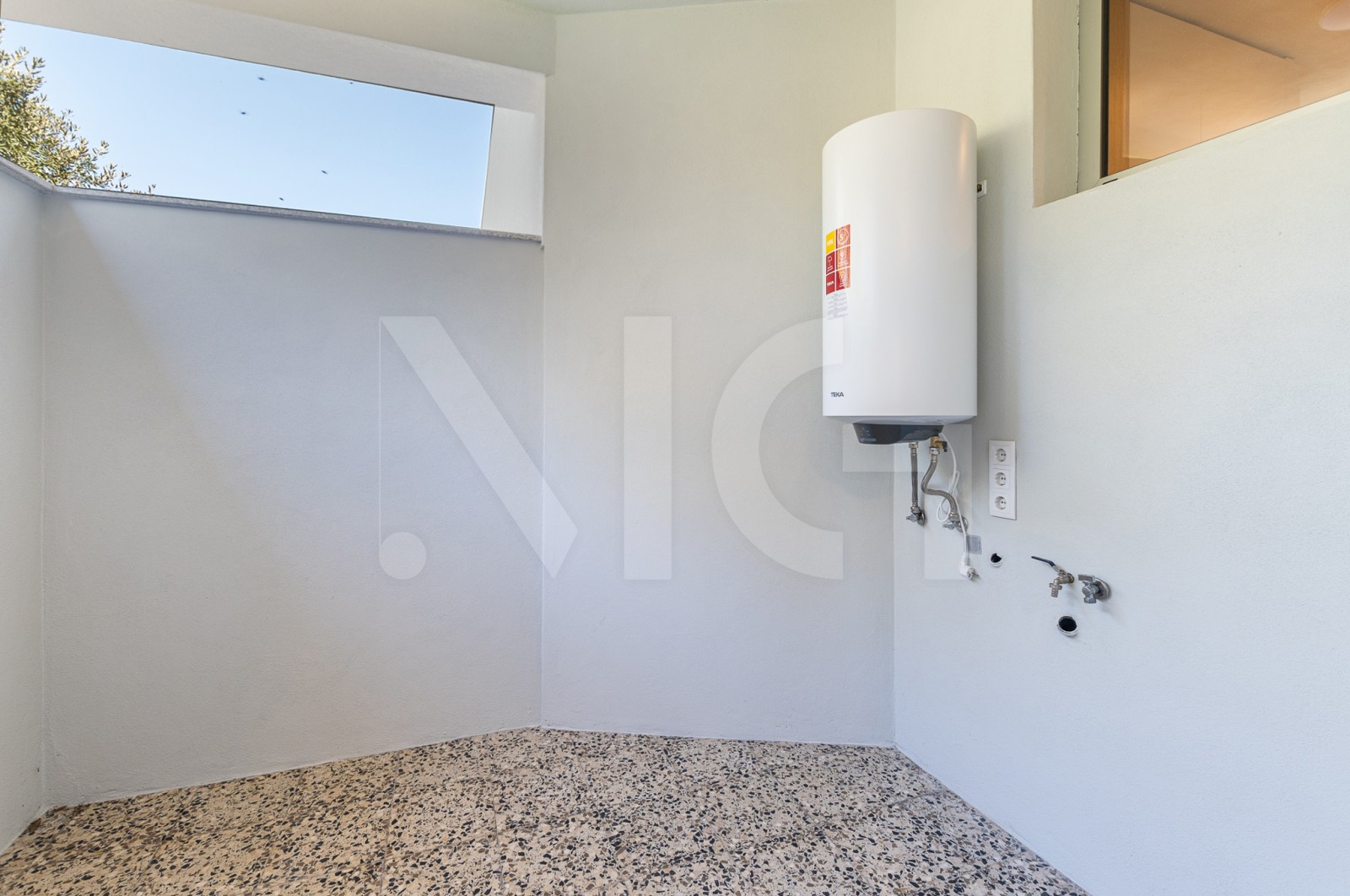 Apartamento T3 para Venda em Rio Tinto, Gondomar, Porto - Cozinha (Imagem 4)