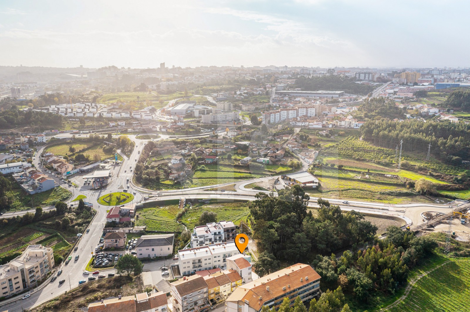 Apartamento T3 para Venda em Rio Tinto, Gondomar, Porto - Área envolvente (Imagem 1)
