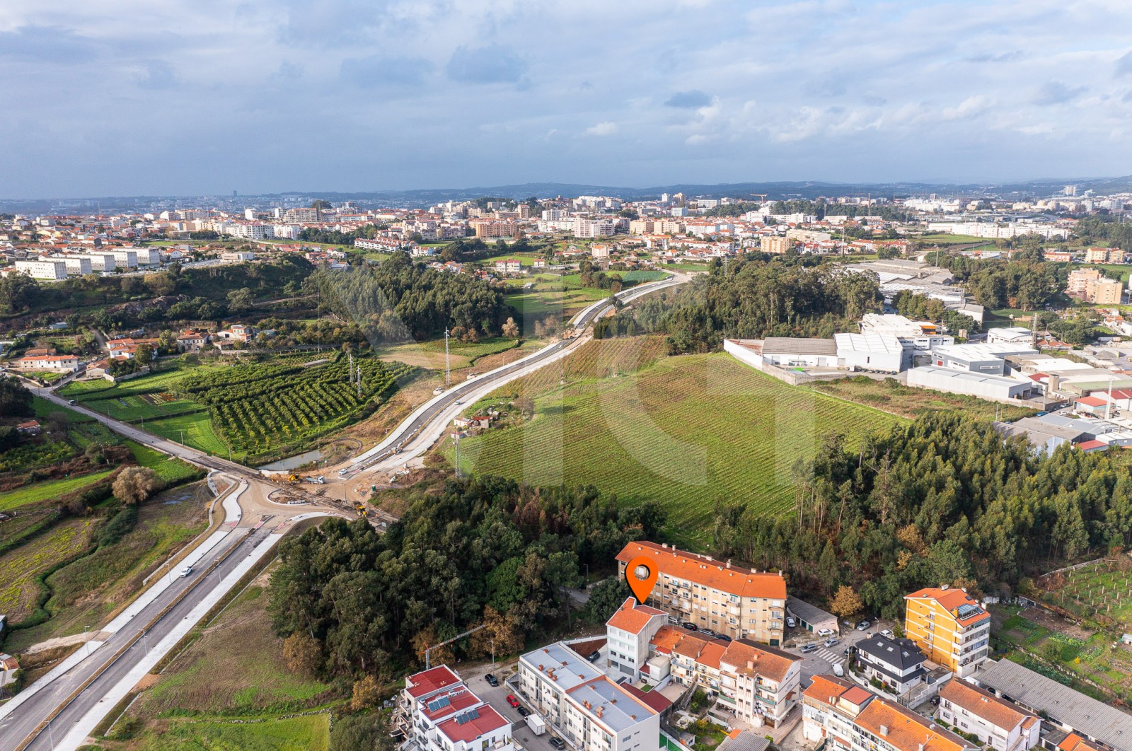 Apartamento T3 para Venda em Rio Tinto, Gondomar, Porto - Área envolvente (Imagem 5)