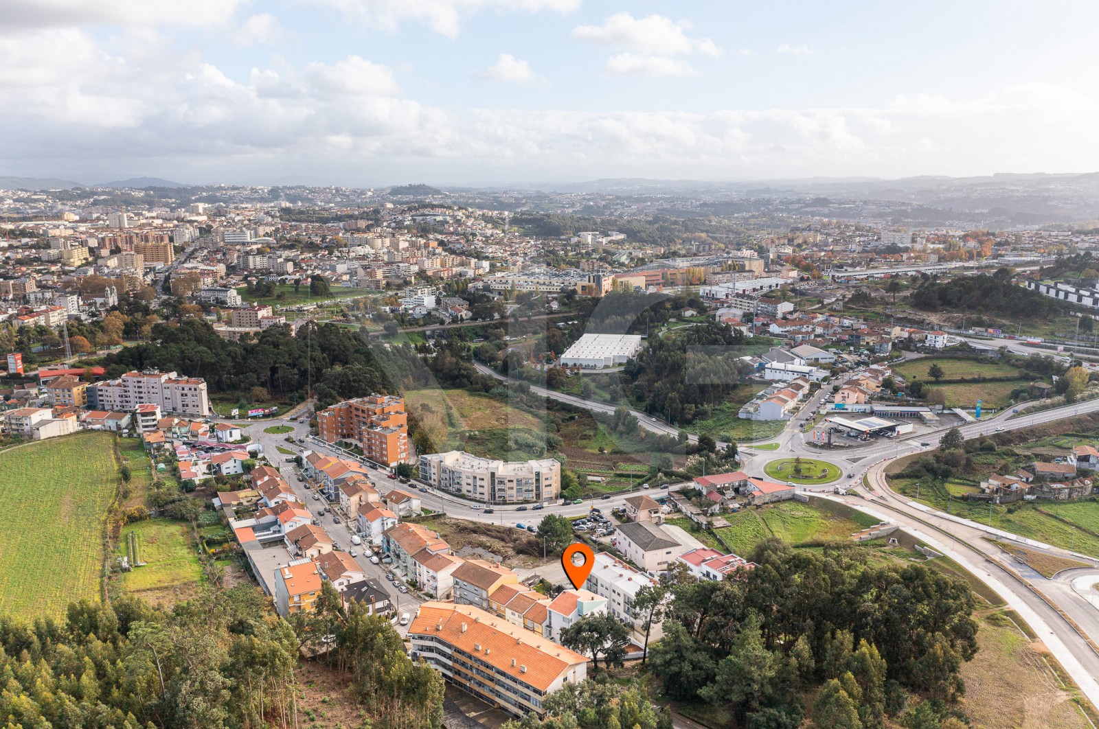 Apartamento T3 para Venda em Rio Tinto, Gondomar, Porto - Área envolvente (Imagem 9)