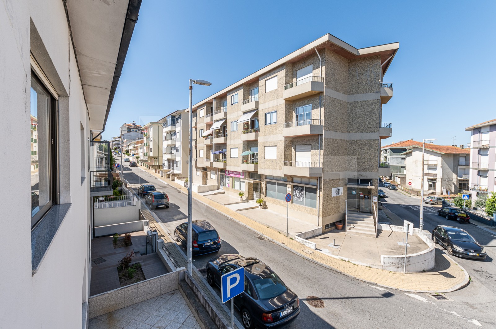 Apartamento T2 para Venda em Ermesinde, Valongo, Porto - Vistas (Imagem 1)