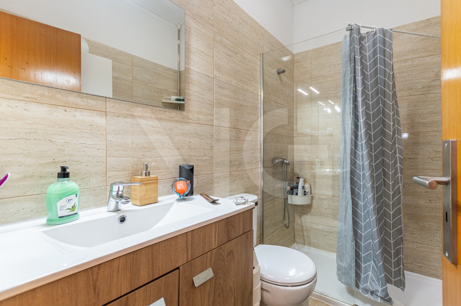 Apartamento T2 para Venda em Ermesinde, Valongo, Porto - Casa de banho (Imagem 2)