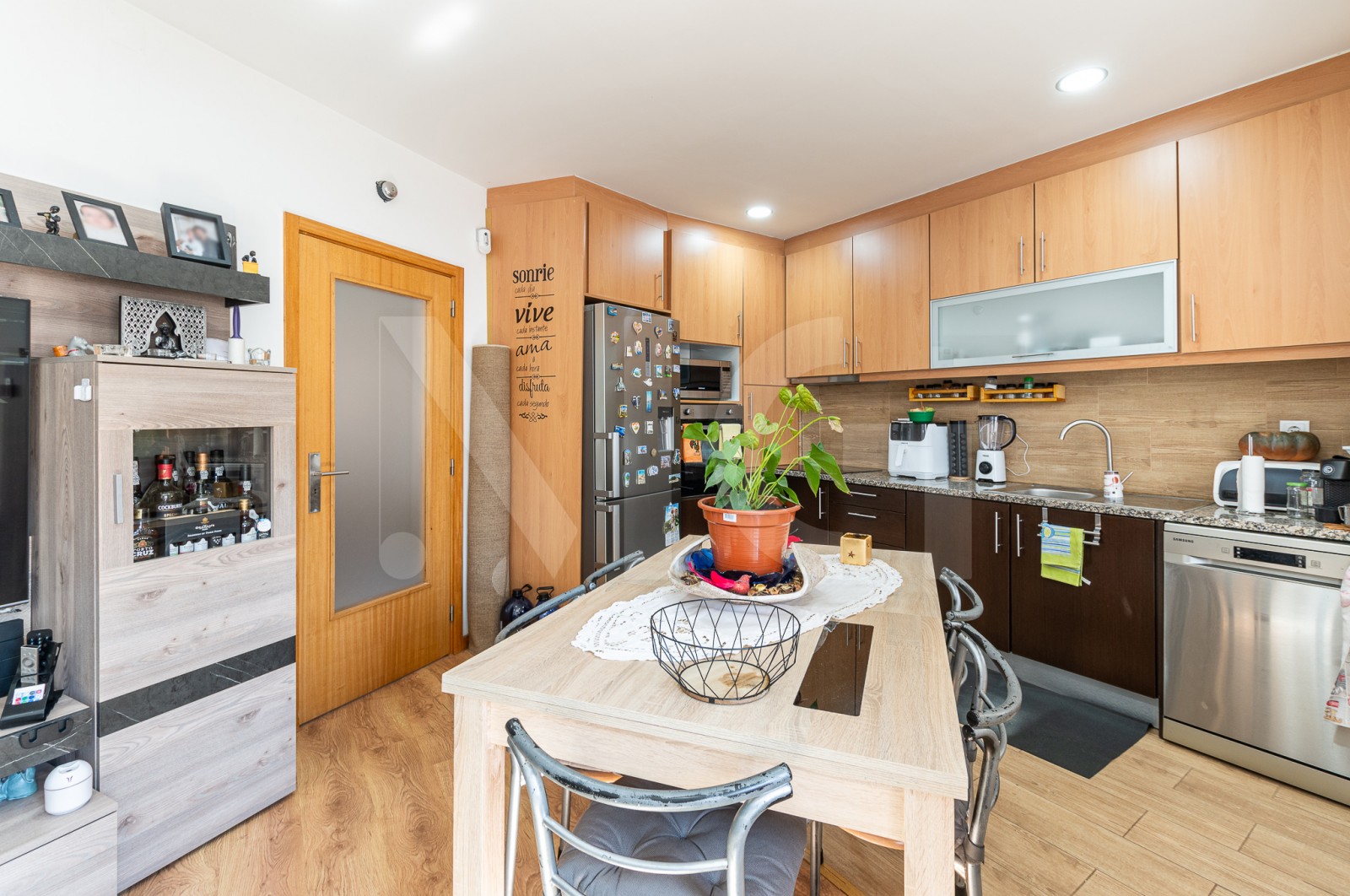 Apartamento T2 para Venda em Ermesinde, Valongo, Porto - Cozinha (Imagem 3)