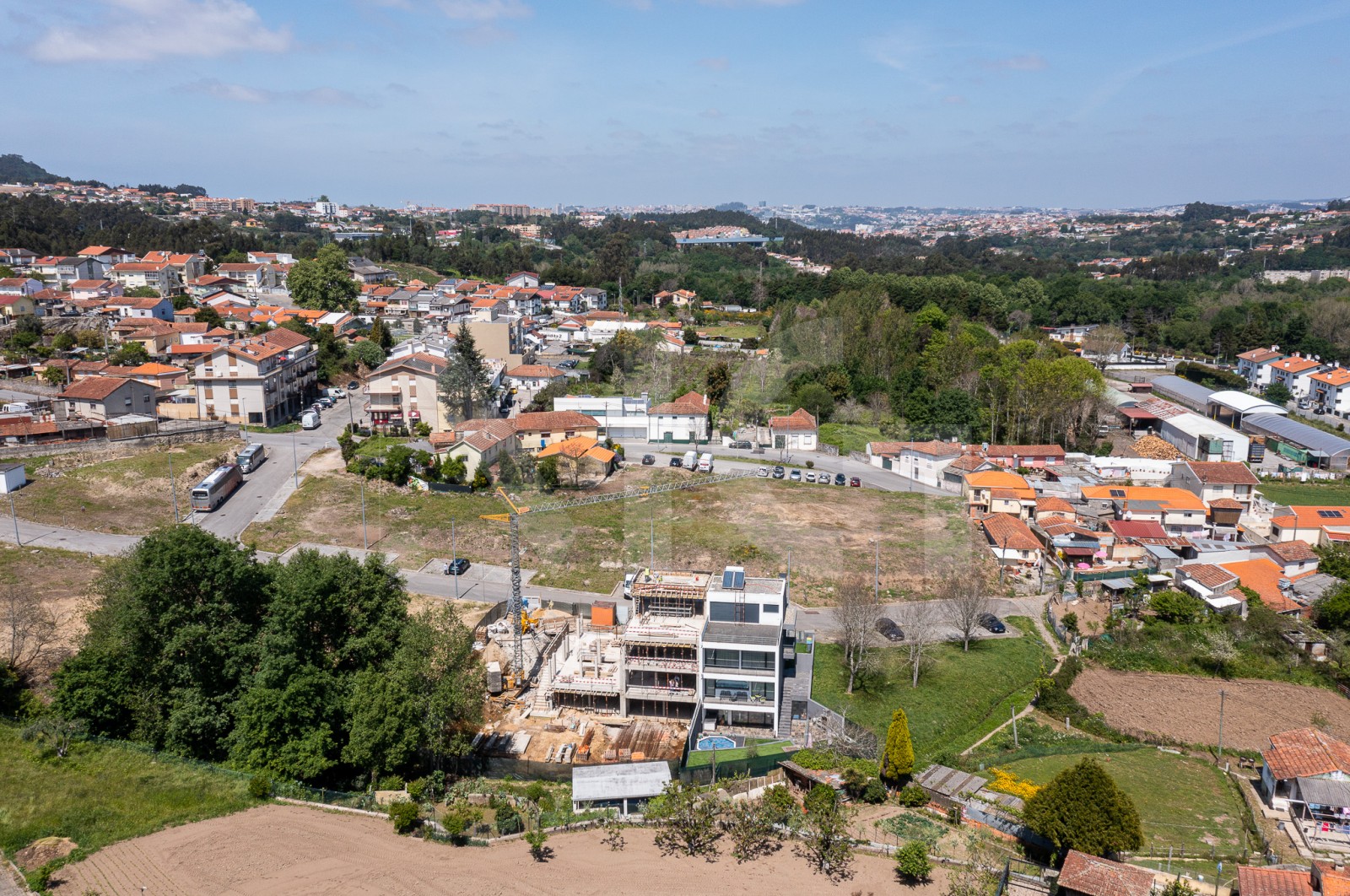 Moradia T3 para Venda em Vilar de Andorinho, Vila Nova de Gaia, Porto - Área envolvente (Imagem 15)
