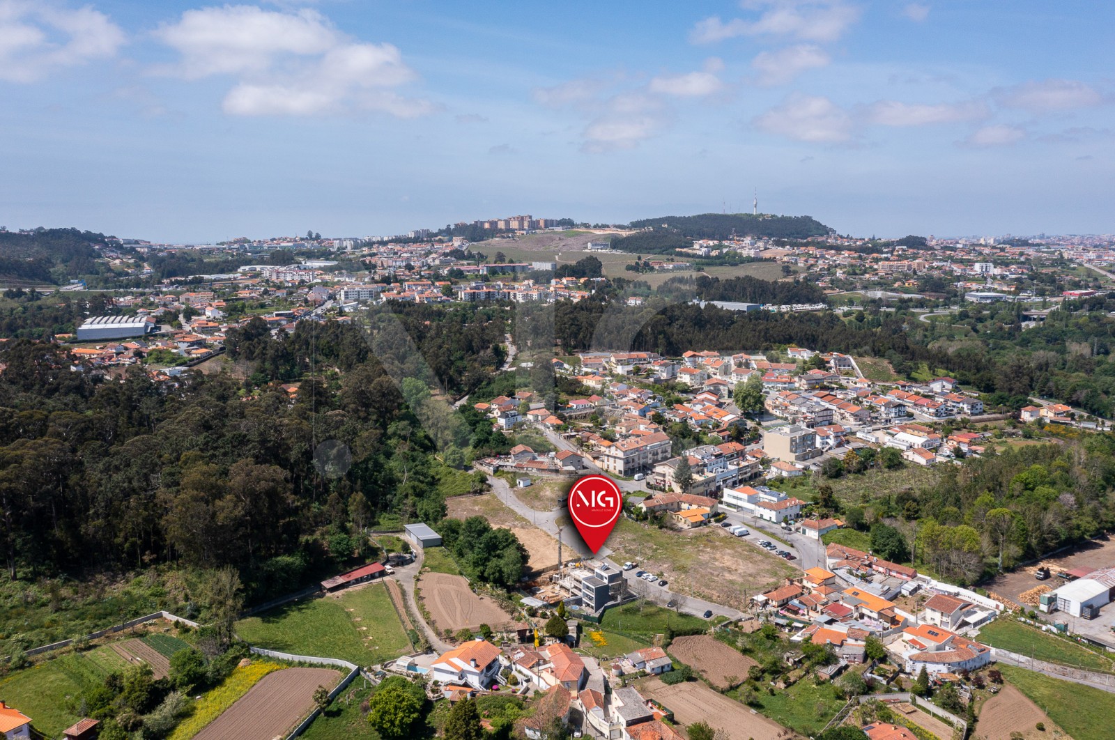 Moradia T3 para Venda em Vilar de Andorinho, Vila Nova de Gaia, Porto - Área envolvente (Imagem 6)
