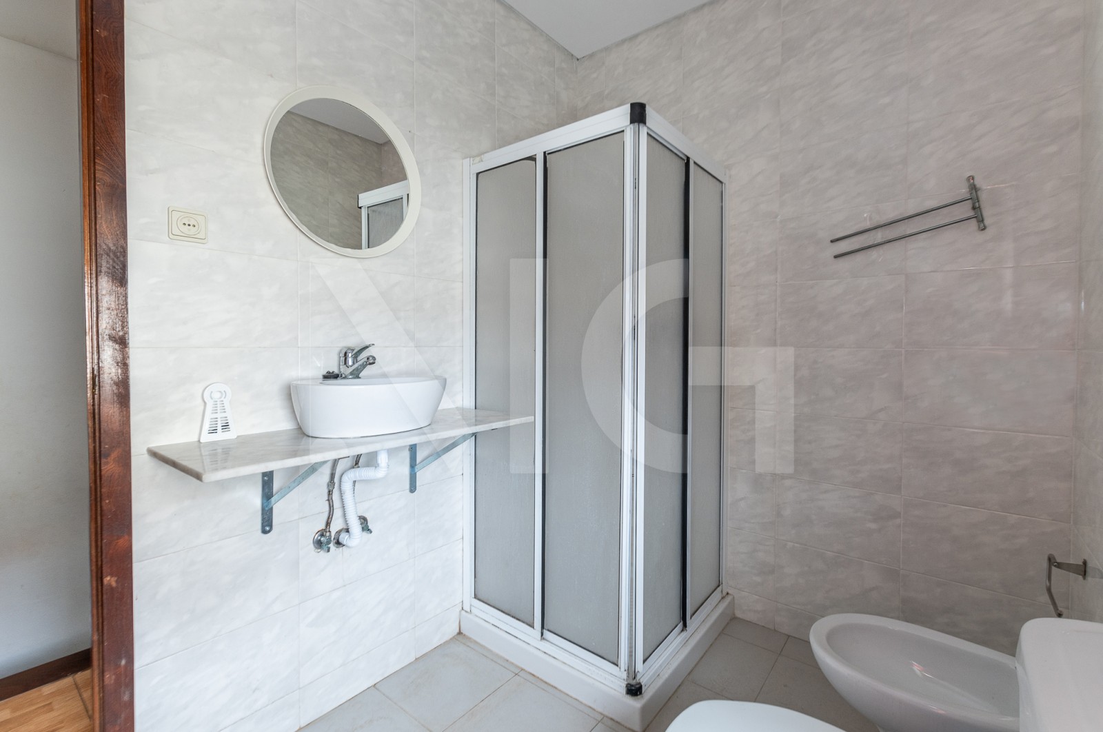 Moradia T2 para Venda em Ermesinde, Valongo, Porto - Casa de banho (Imagem 1)