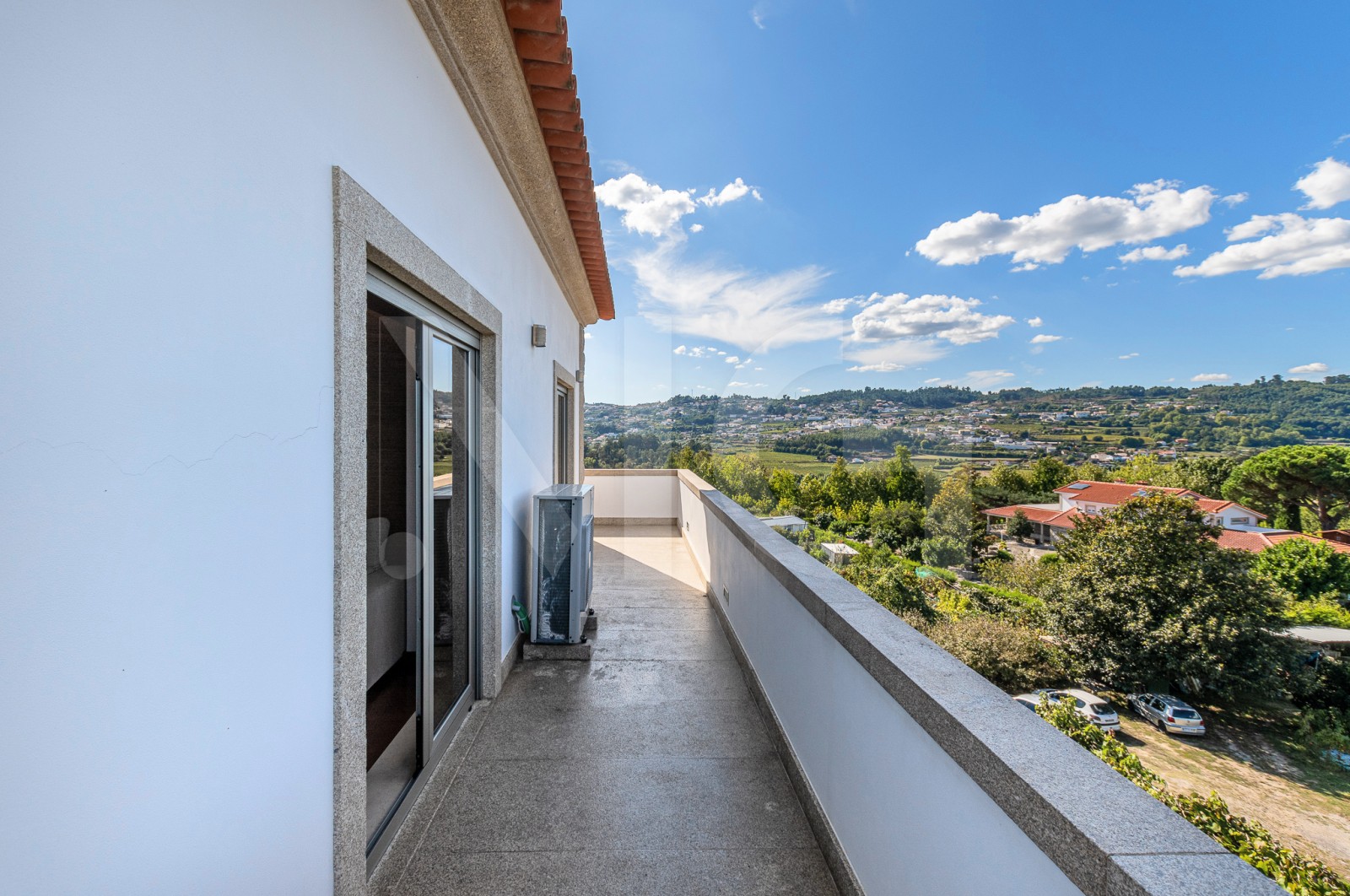 Moradia T3 para Venda em Torrados e Sousa, Felgueiras, Porto - Varanda (Imagem 7)