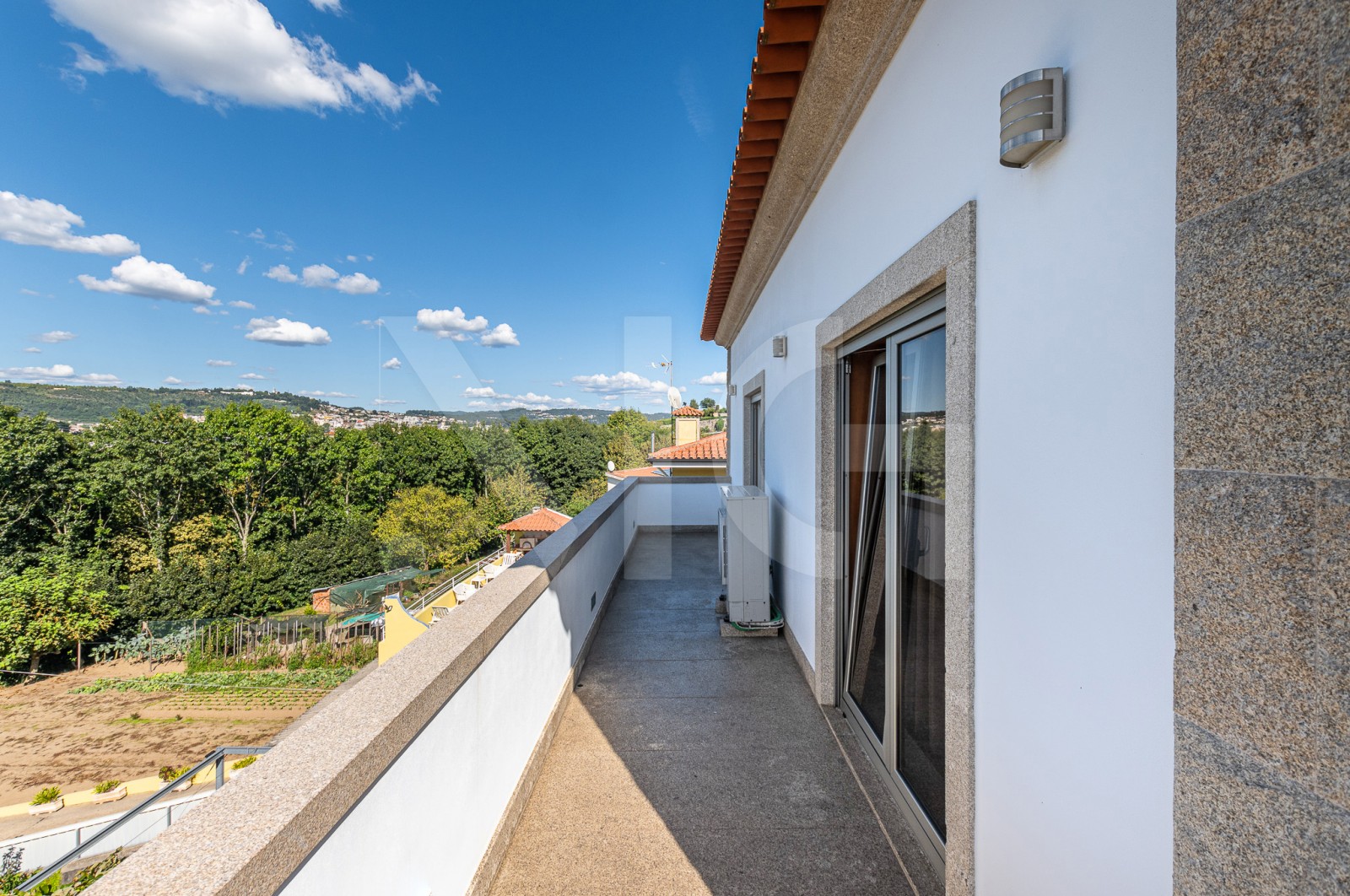 Moradia T3 para Venda em Torrados e Sousa, Felgueiras, Porto - Varanda (Imagem 8)