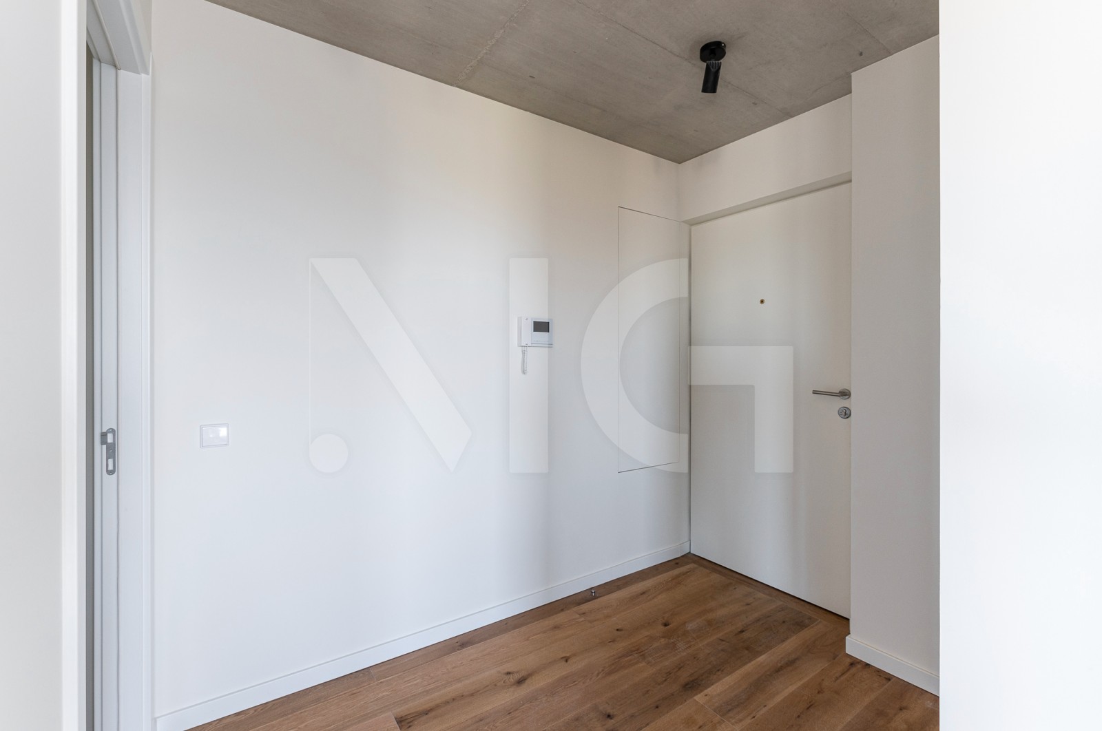 Apartamento T3 para Venda em Matosinhos e Leça da Palmeira, Matosinhos, Porto - Hall de entrada (Imagem 3)