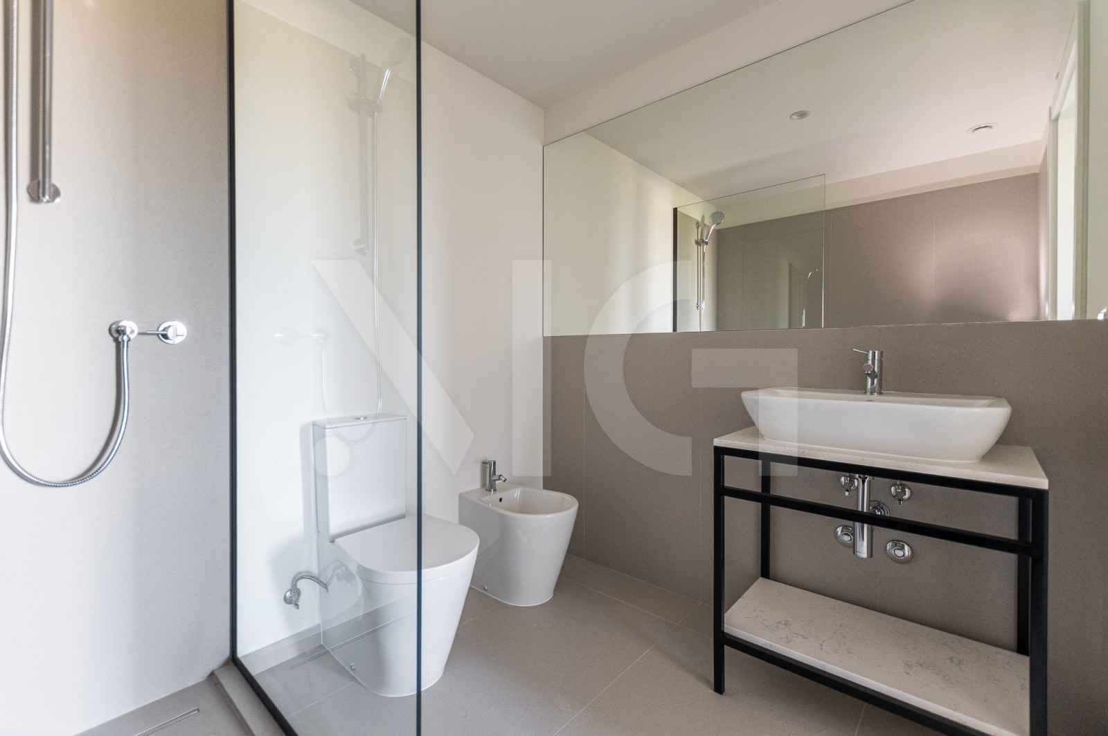 Apartamento T3 para Venda em Matosinhos e Leça da Palmeira, Matosinhos, Porto - Casa de banho (Imagem 4)