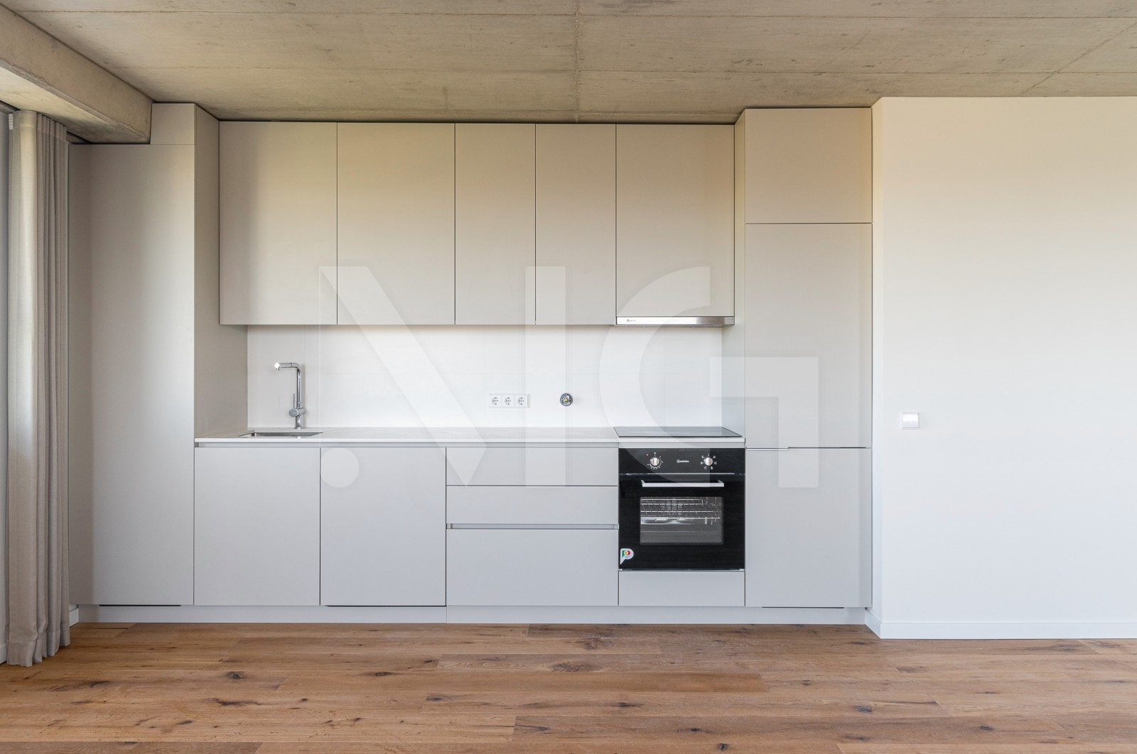 Apartamento T3 para Venda em Matosinhos e Leça da Palmeira, Matosinhos, Porto - Cozinha (Imagem 2)