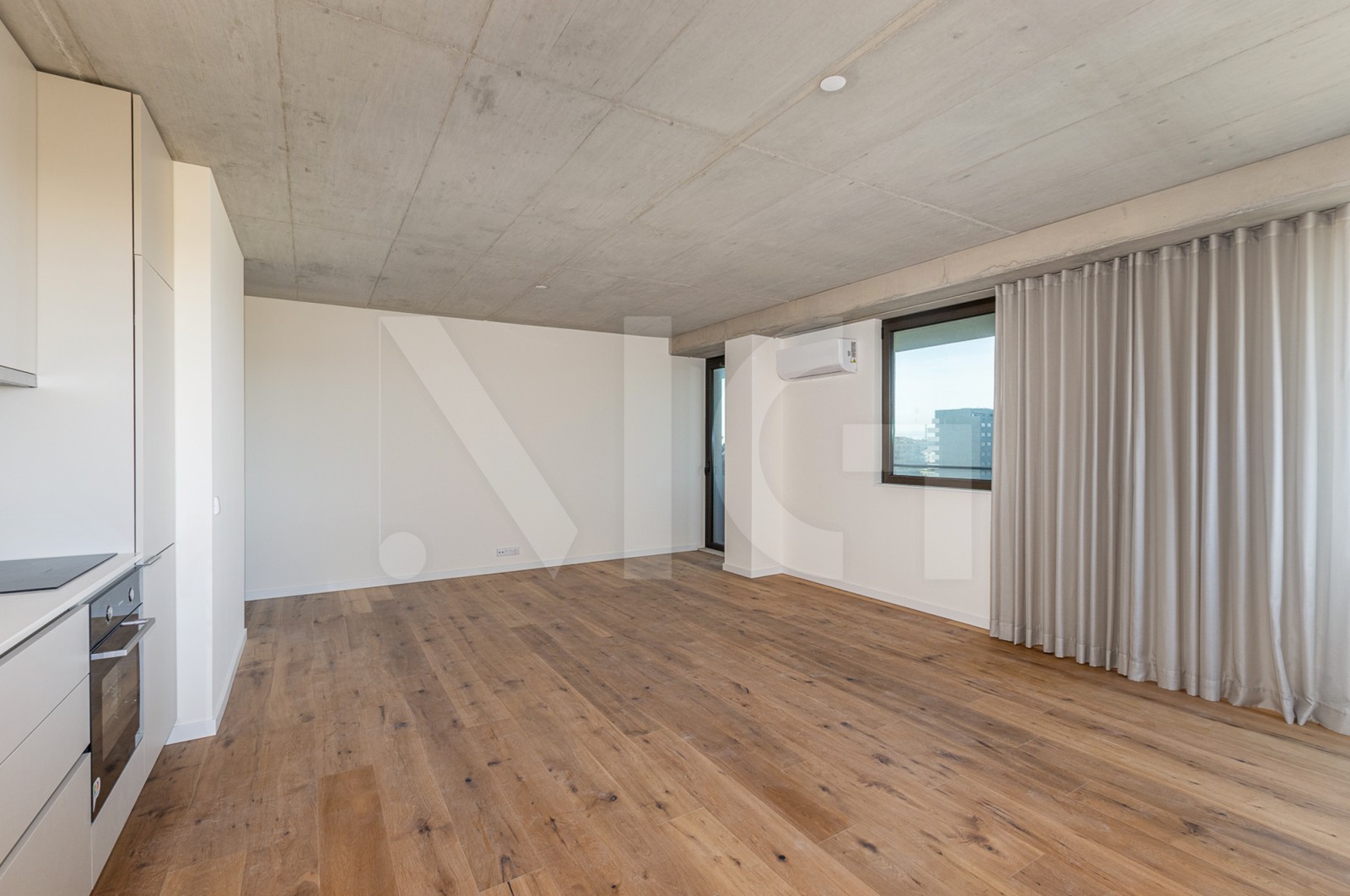 Apartamento T3 para Venda em Matosinhos e Leça da Palmeira, Matosinhos, Porto - Cozinha (Imagem 1)