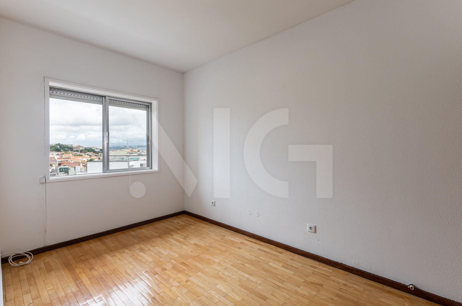 Apartment T1 for For sale in Bonfim, Porto, Porto - Sala (Imagem 3)