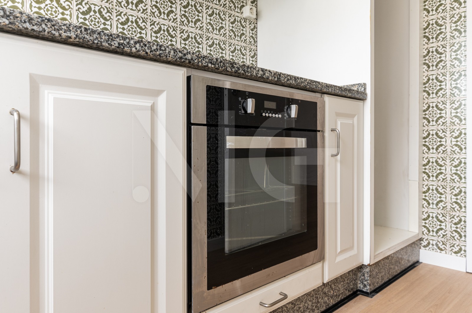 Apartment T1 for For sale in Bonfim, Porto, Porto - Cozinha (Imagem 3)