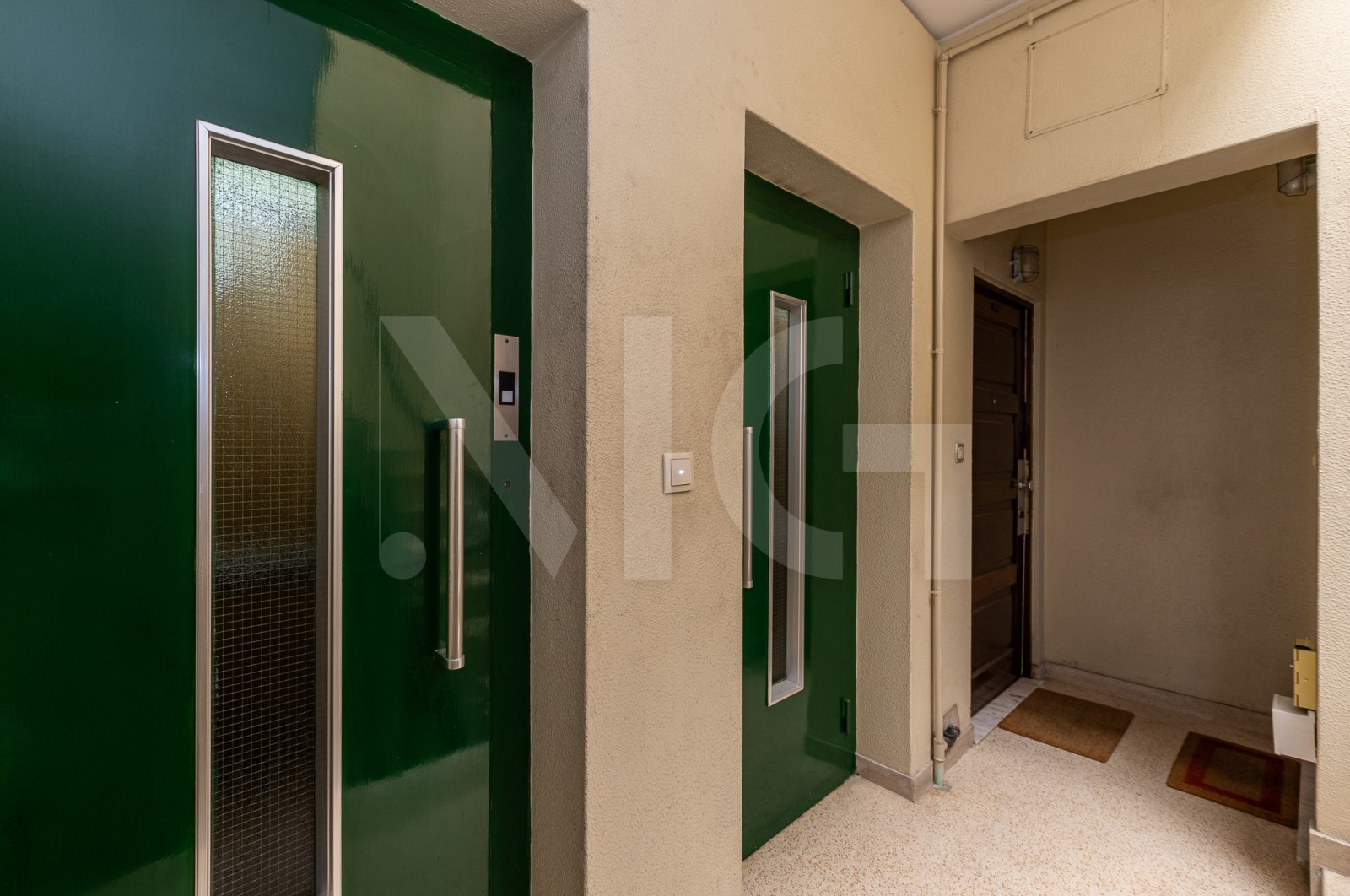 Apartment T1 for For sale in Bonfim, Porto, Porto - Áreas comuns (Imagem 1)