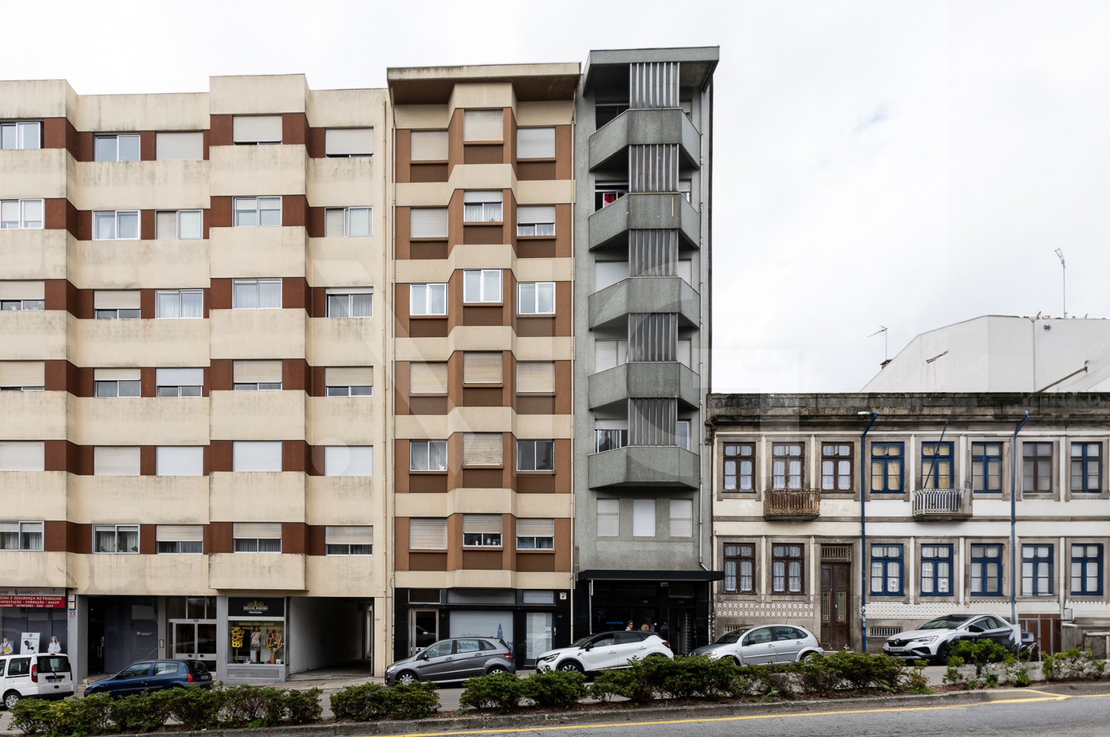 Apartment T1 for For sale in Bonfim, Porto, Porto - Fachada (Imagem 2)