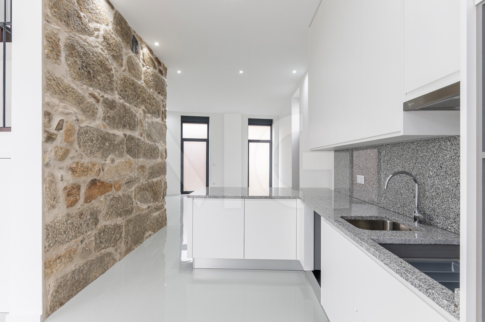 House T3 for For sale in Campanhã, Porto, Porto - Cozinha (Imagem 6)