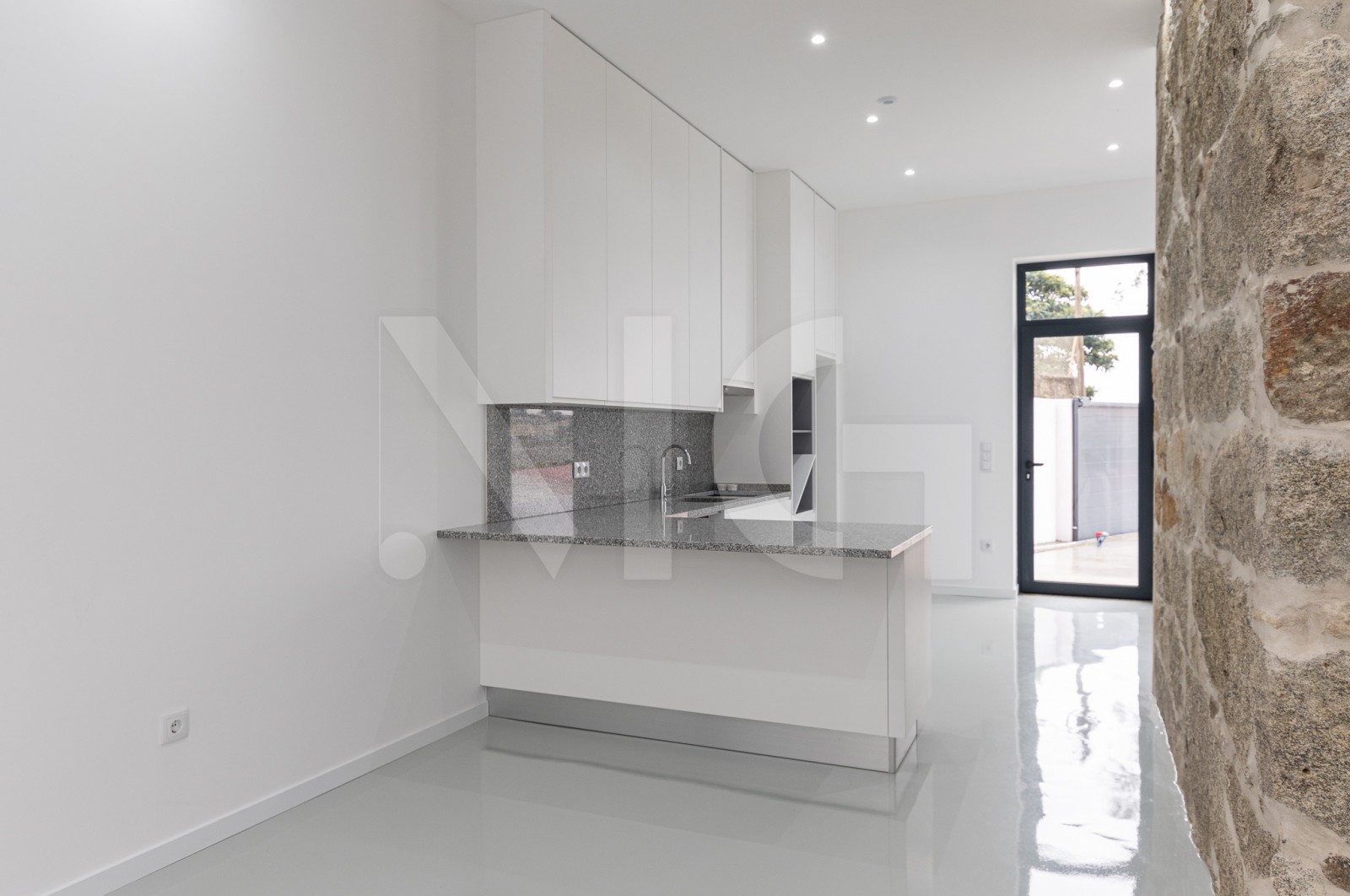 House T3 for For sale in Campanhã, Porto, Porto - Cozinha (Imagem 7)