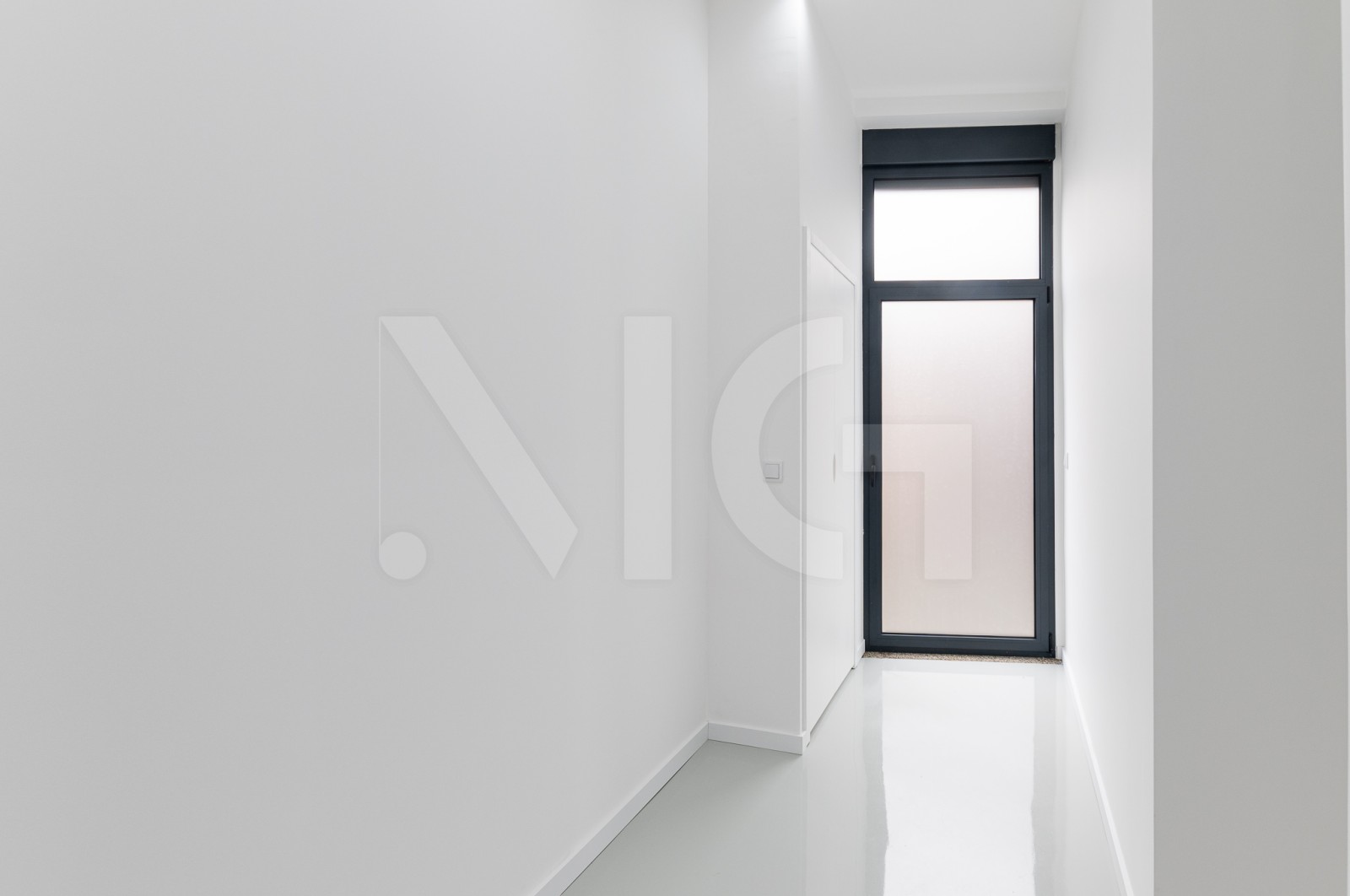 House T3 for For sale in Campanhã, Porto, Porto - Corredor (Imagem 2)