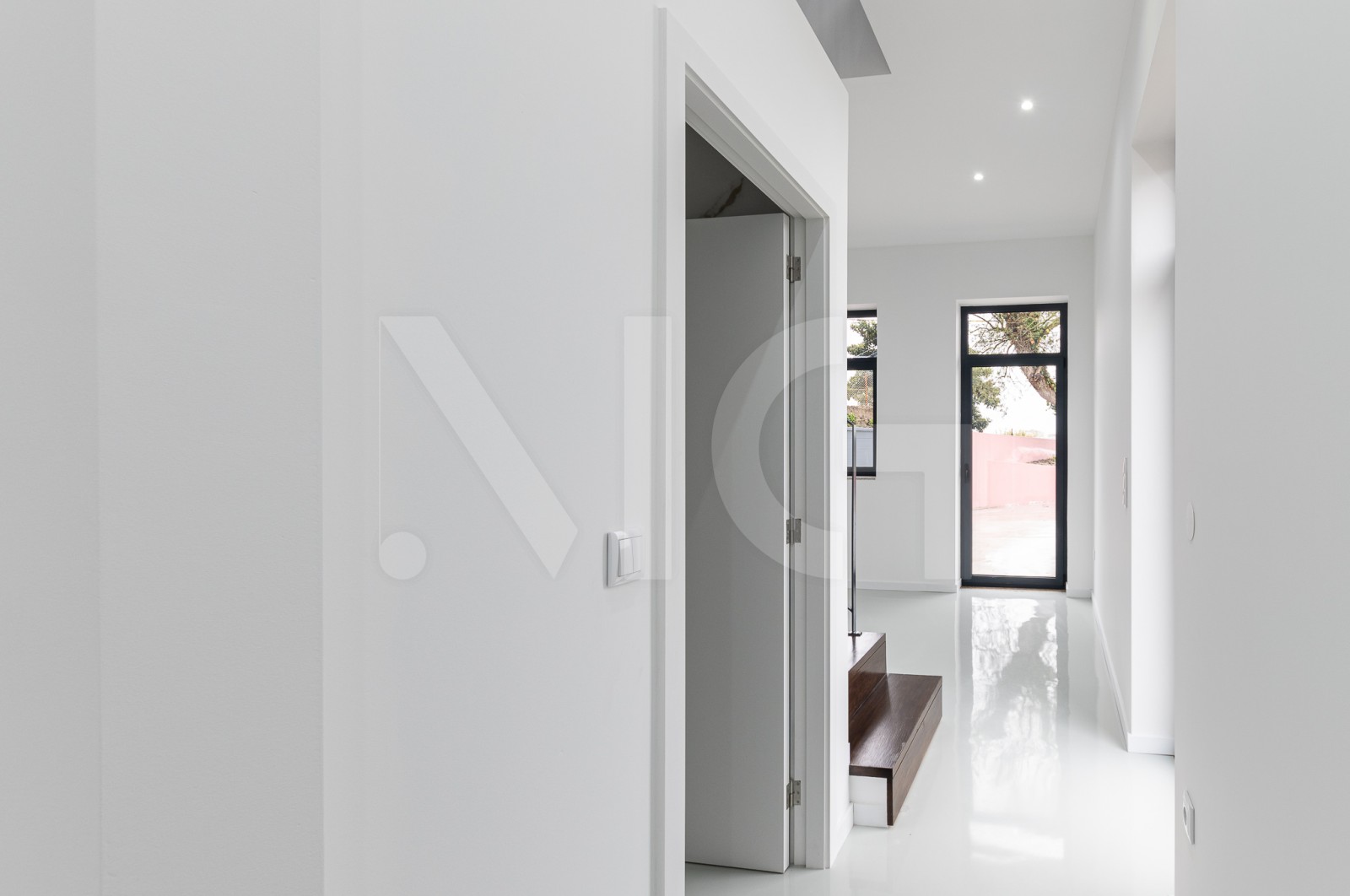 House T3 for For sale in Campanhã, Porto, Porto - Corredor (Imagem 3)