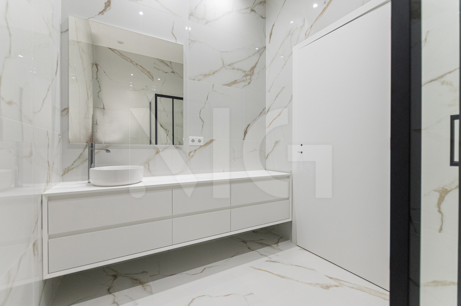 House T3 for For sale in Campanhã, Porto, Porto - Casa de banho (Imagem 11)