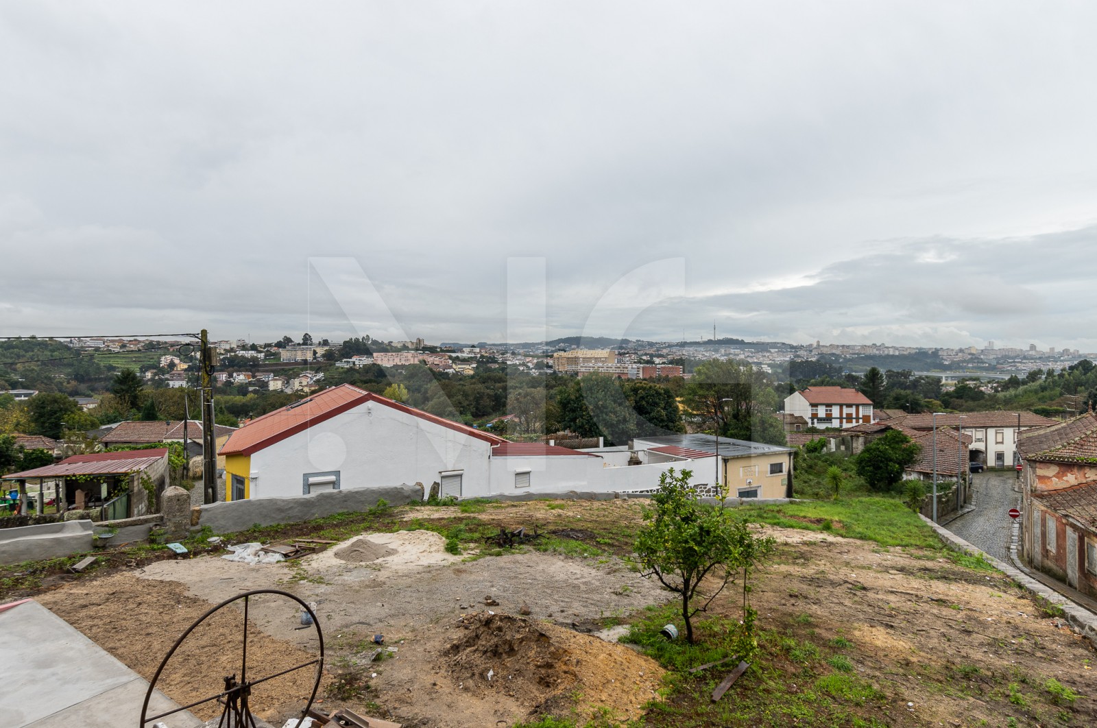 House T3 for For sale in Campanhã, Porto, Porto - Área envolvente (Imagem 2)