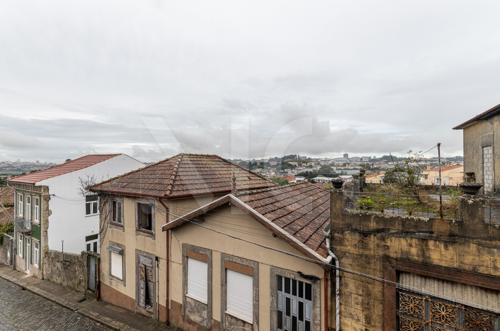 House T3 for For sale in Campanhã, Porto, Porto - Área envolvente (Imagem 5)
