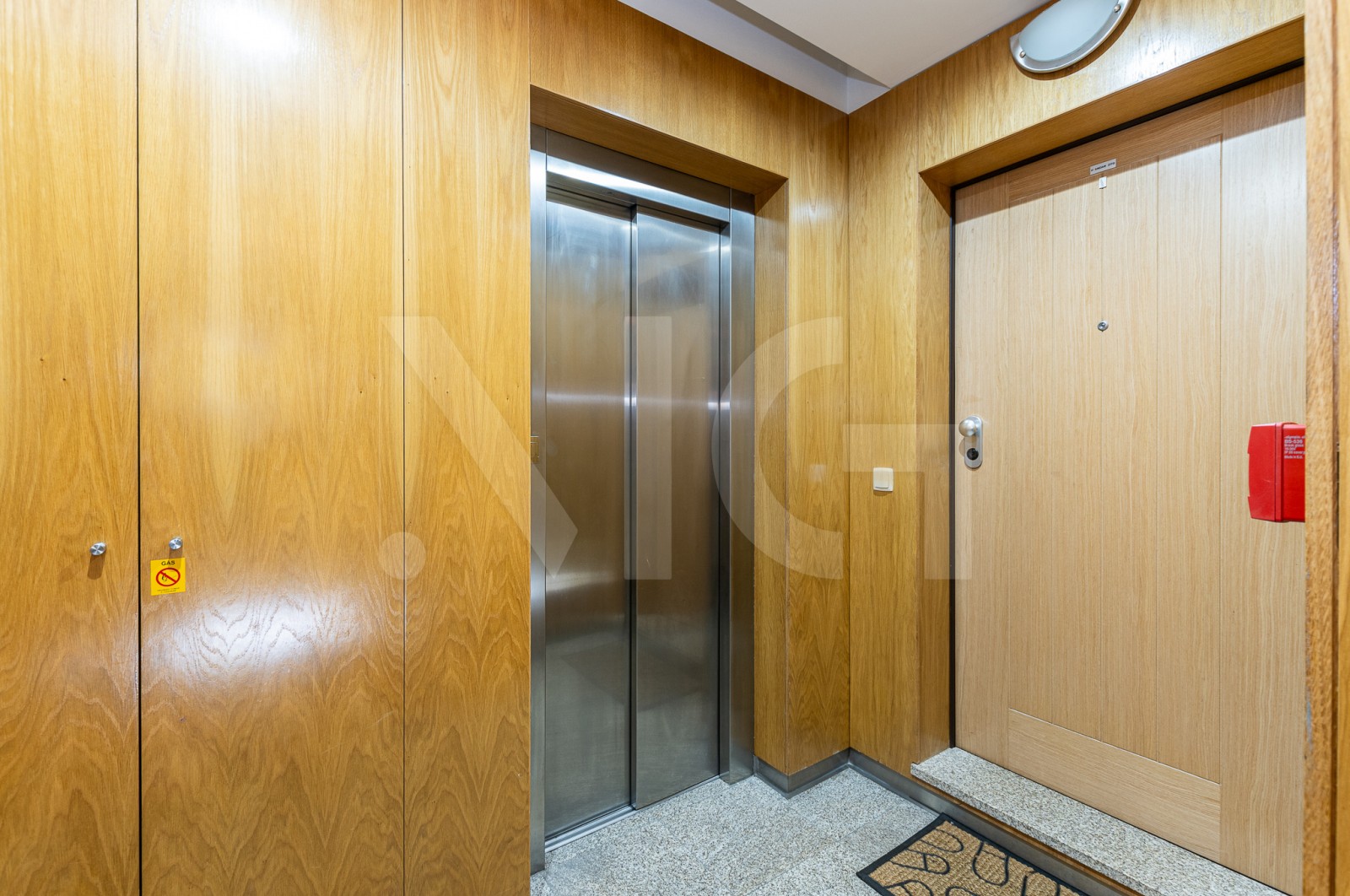 Apartamento T2 para Venda em Nogueira e Silva Escura, Maia, Porto - Áreas comuns (Imagem 4)