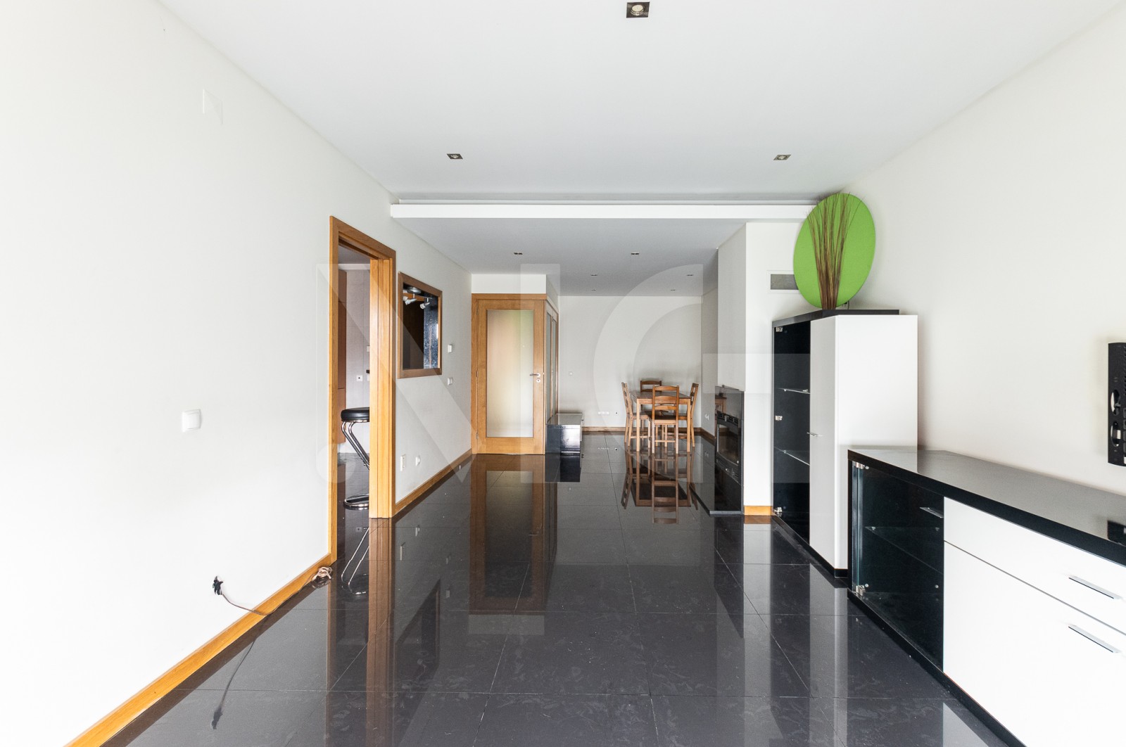 Apartamento T2 para Venda em Nogueira e Silva Escura, Maia, Porto - Sala (Imagem 3)