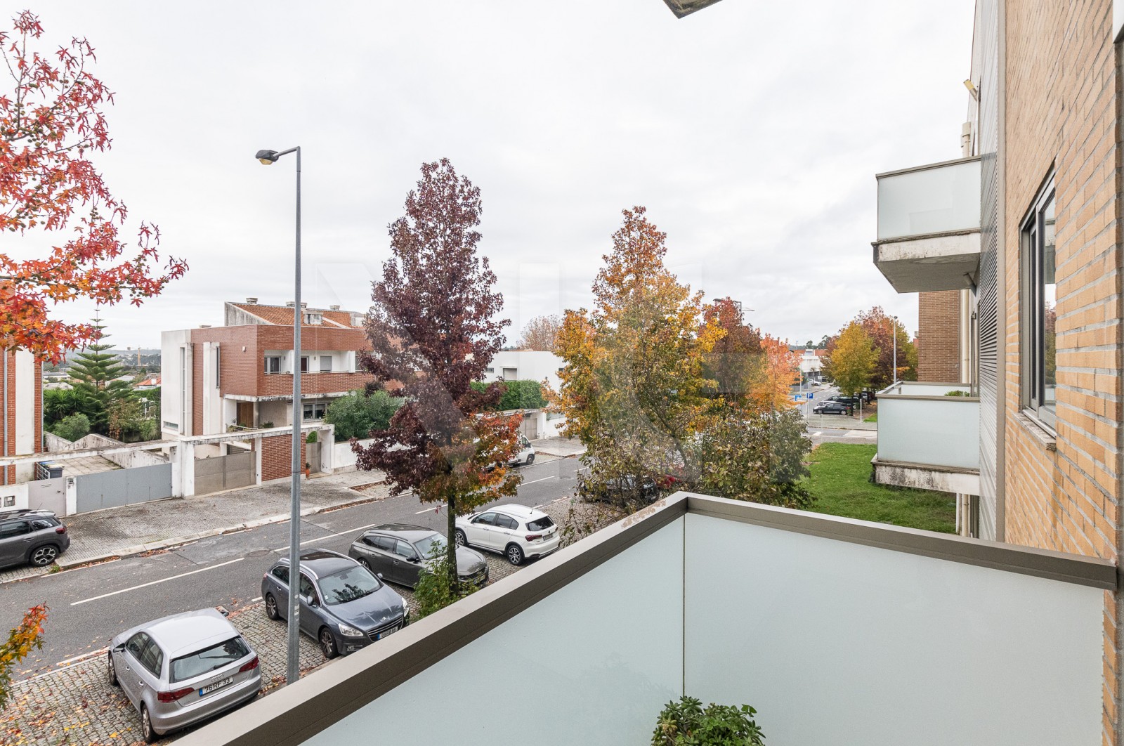 Apartamento T2 para Venda em Nogueira e Silva Escura, Maia, Porto - Varanda (Imagem 2)