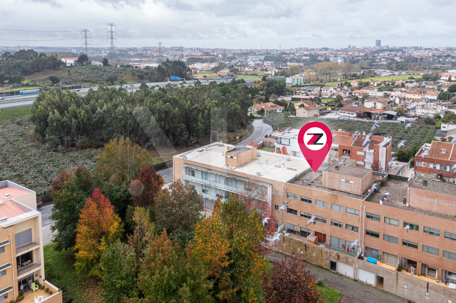 Apartamento T2 para Venda em Nogueira e Silva Escura, Maia, Porto - Área envolvente (Imagem 5)